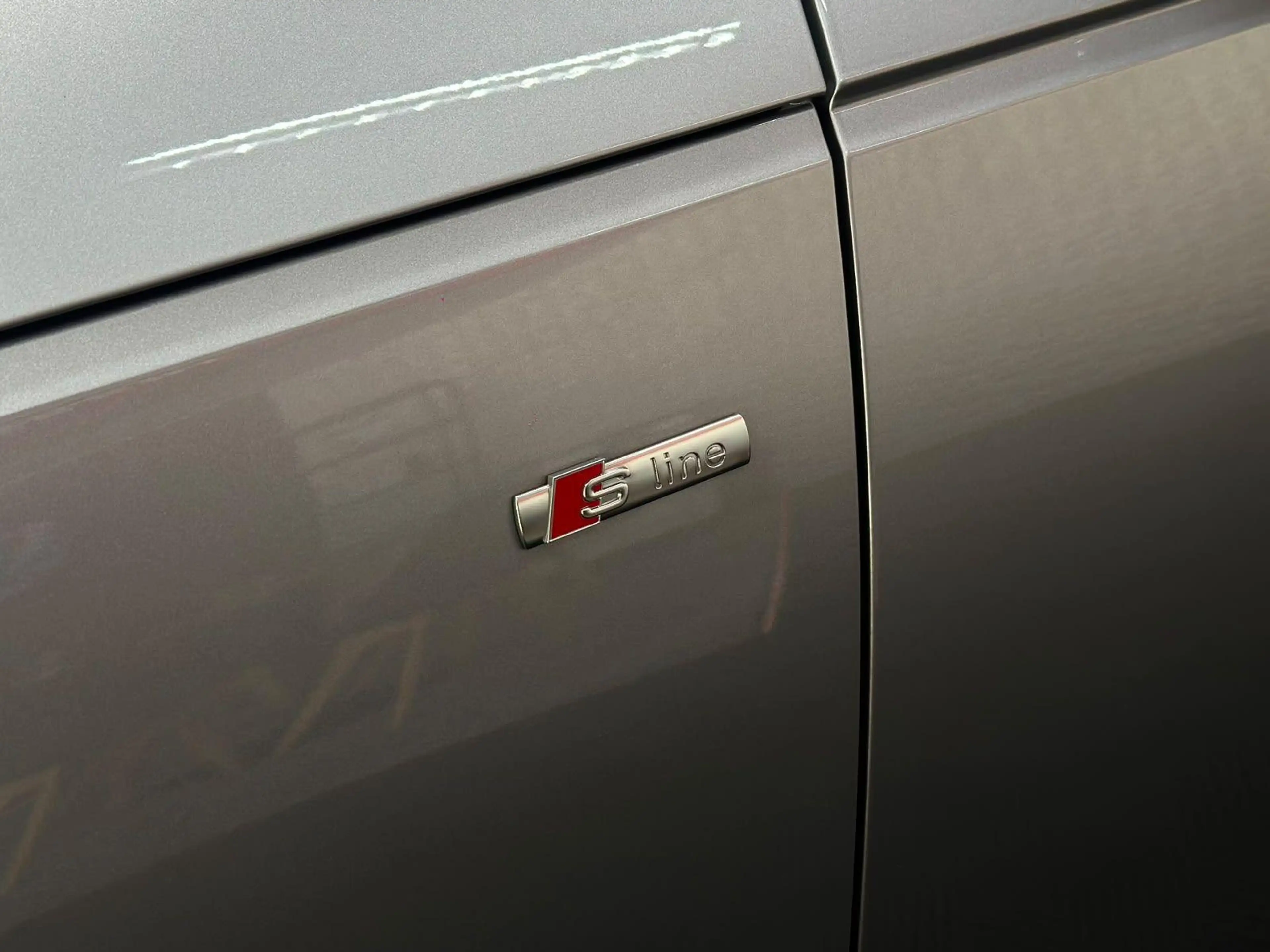 Audi A4 40TDI S LINE ACC#3ZONEN#KEYLESS#SHZ#LED#AHK — photo 9