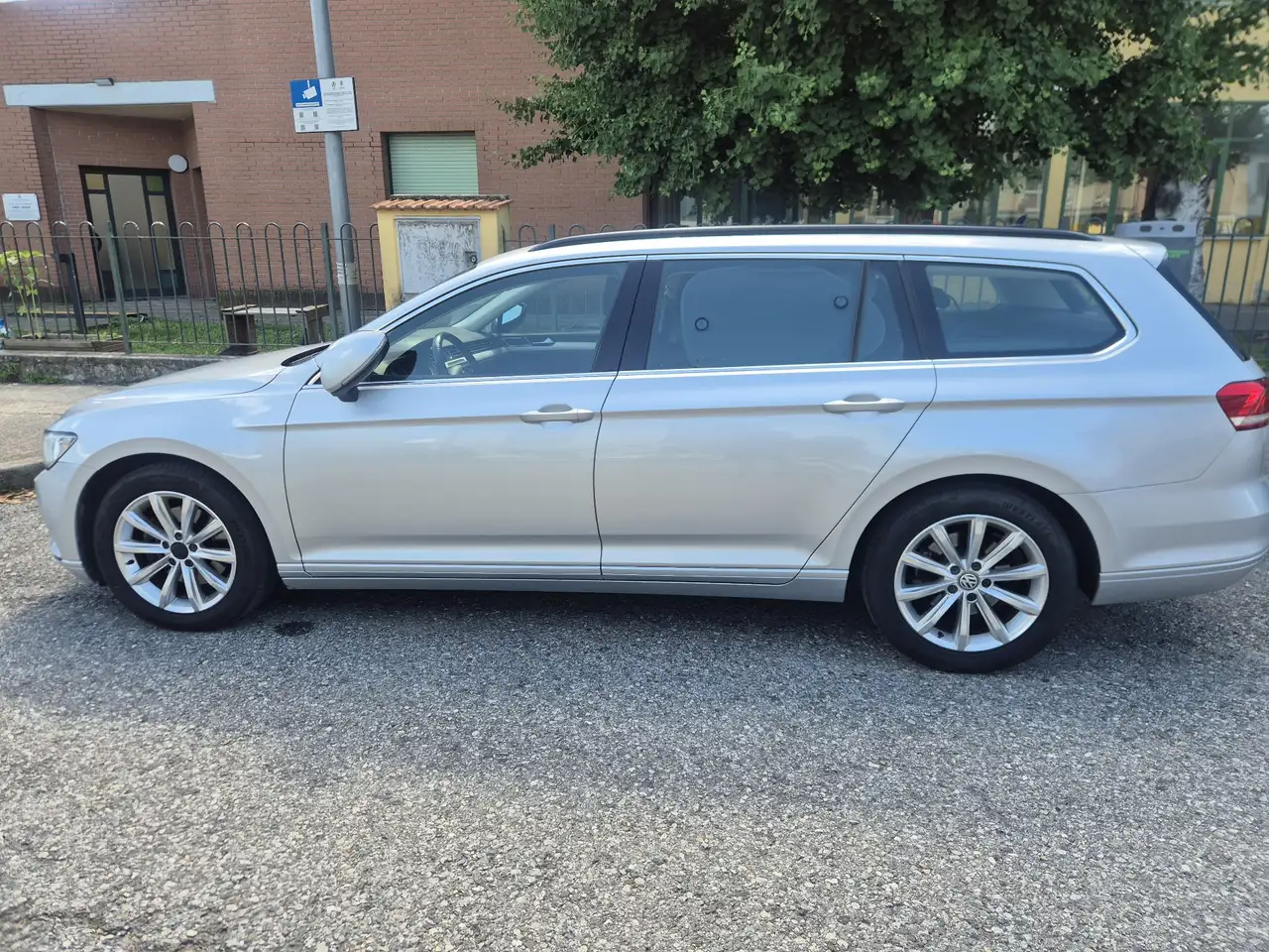 Volkswagen Passat Variant 2.0 tdi executive, foto 1