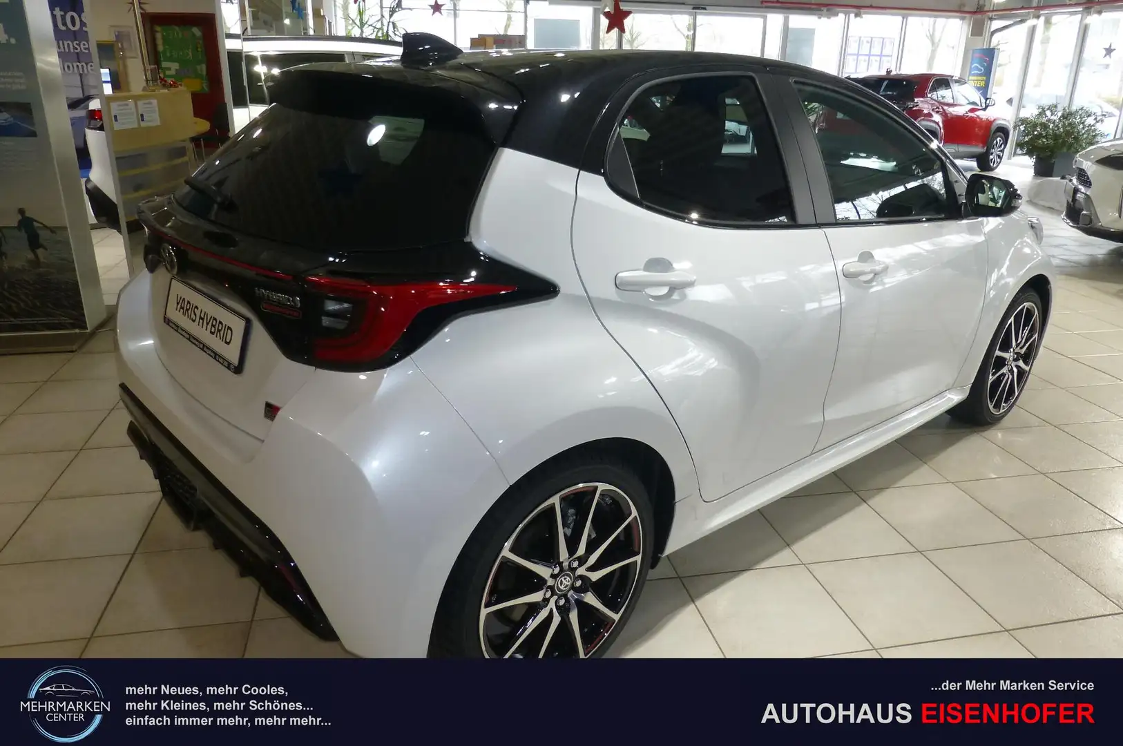 Toyota Yaris Hybrid GR Sport 1.5 Dual-VVT-iE 68 kW (92 PS),... Weiß - 2