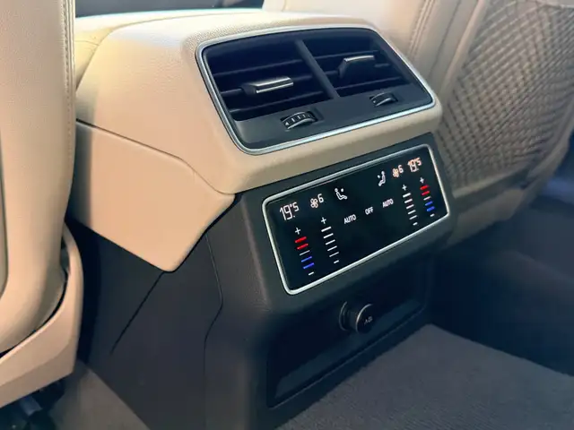 Audi A6 view 15