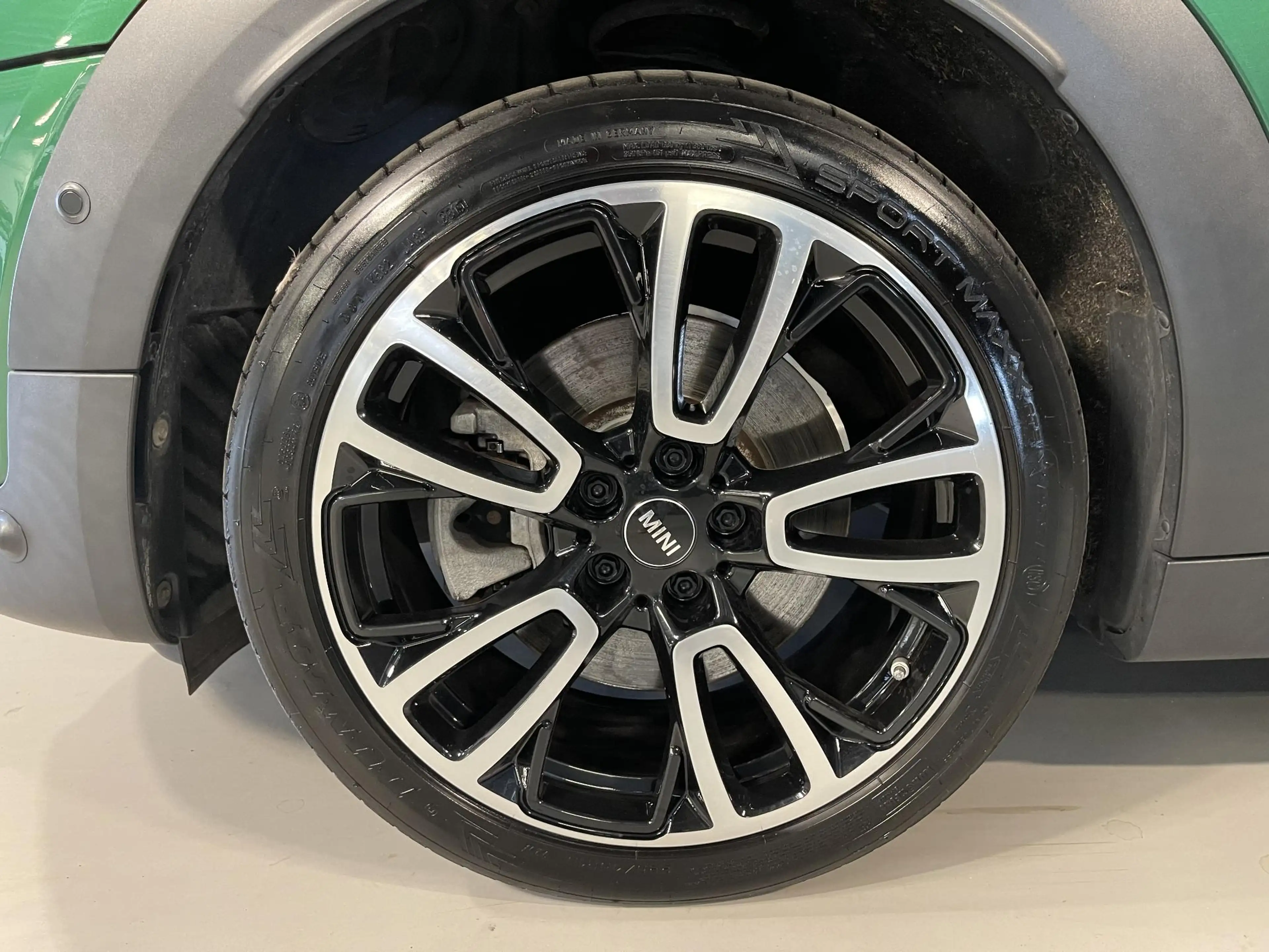 MINI Cooper SE Countryman Mini 1.5 ALL4 Salt John Cooper Works 19"/Panoramad — photo 20