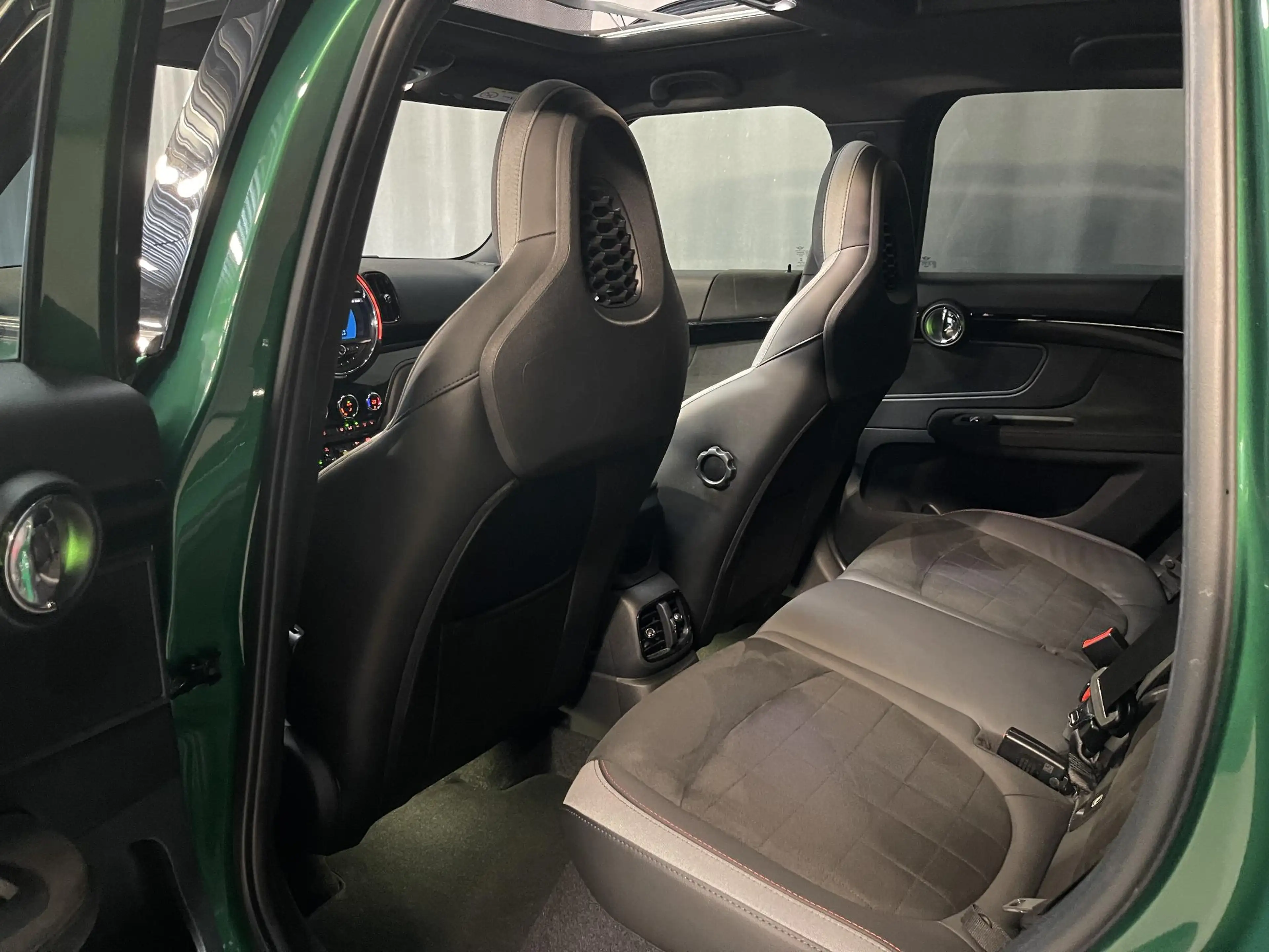 MINI Cooper SE Countryman Mini 1.5 ALL4 Salt John Cooper Works 19"/Panoramad — photo 34