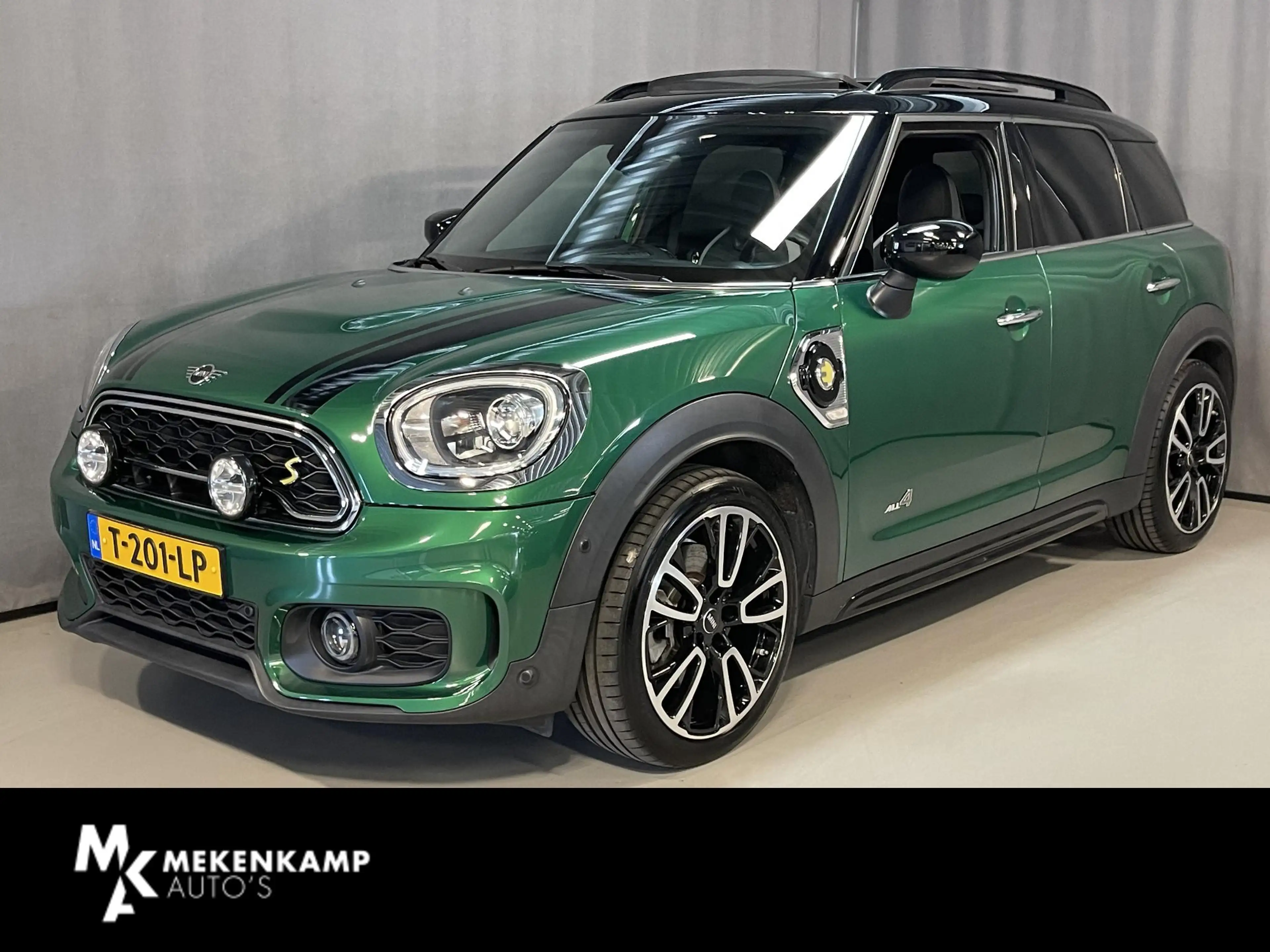 MINI Cooper SE Countryman Mini 1.5 ALL4 Salt John Cooper Works 19"/Panoramad