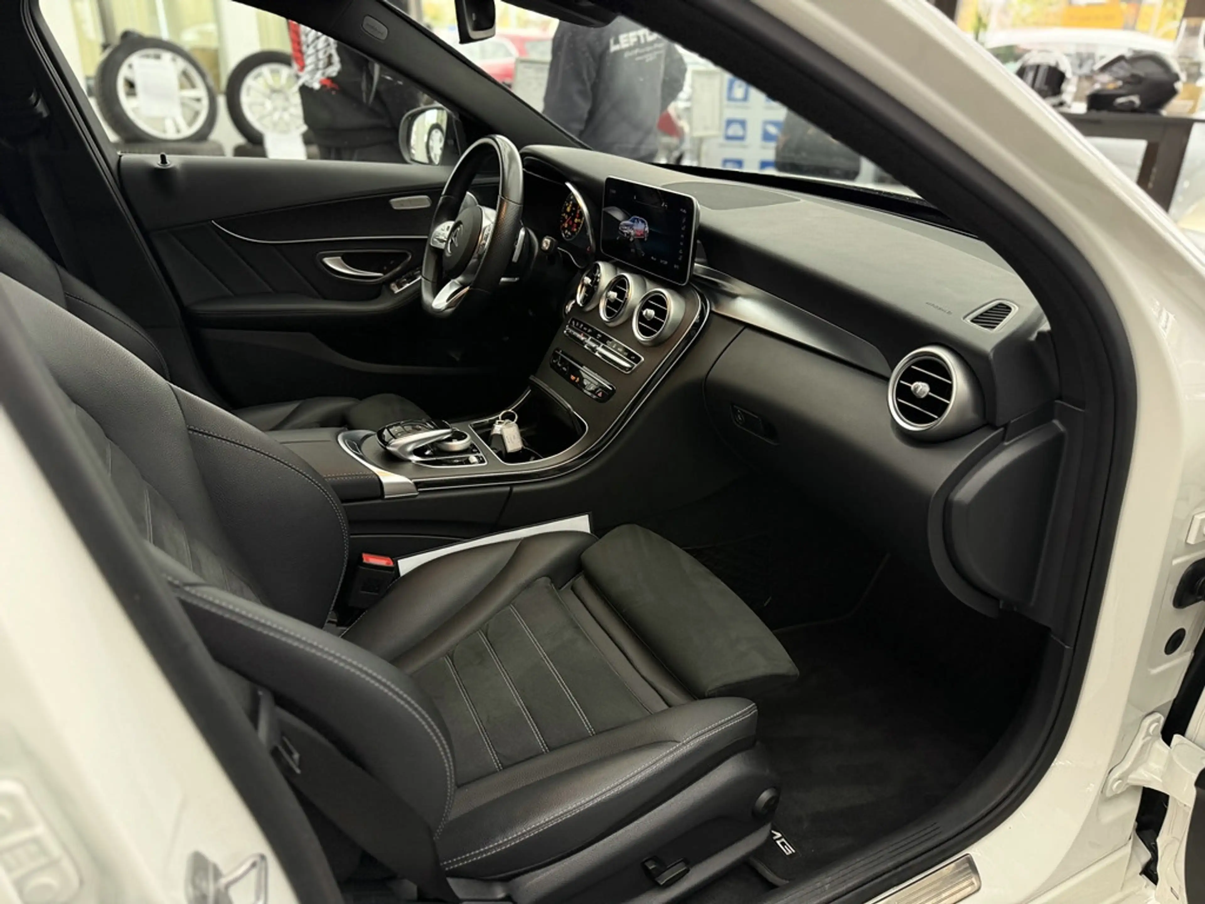 Mercedes-Benz C 300 T de AMG Line, LED, Leder, Burmester, DAB — photo 15