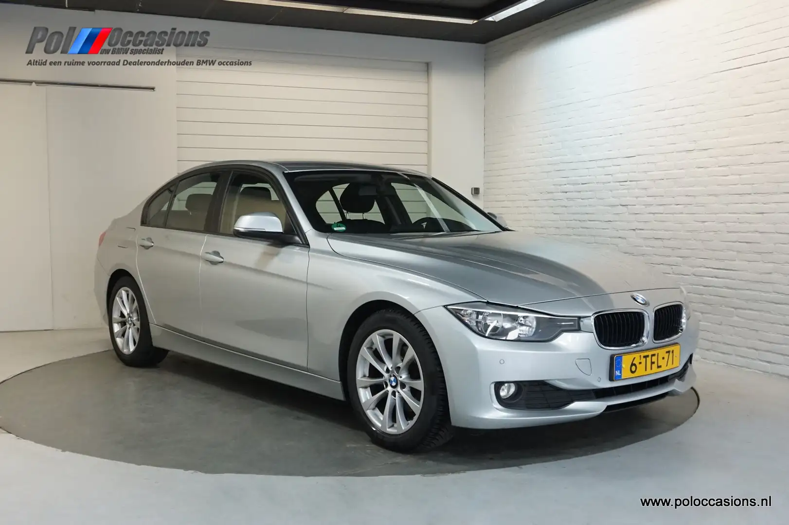 BMW 320 3-serie 320d EDE Automaat | Airco | NAP | PDC | Grijs - 1