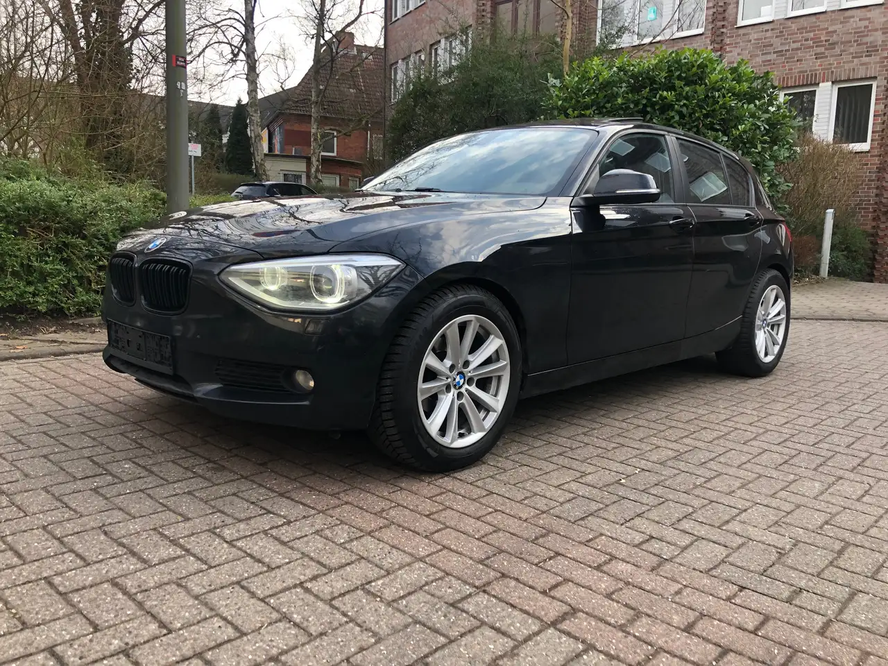 BMW 114