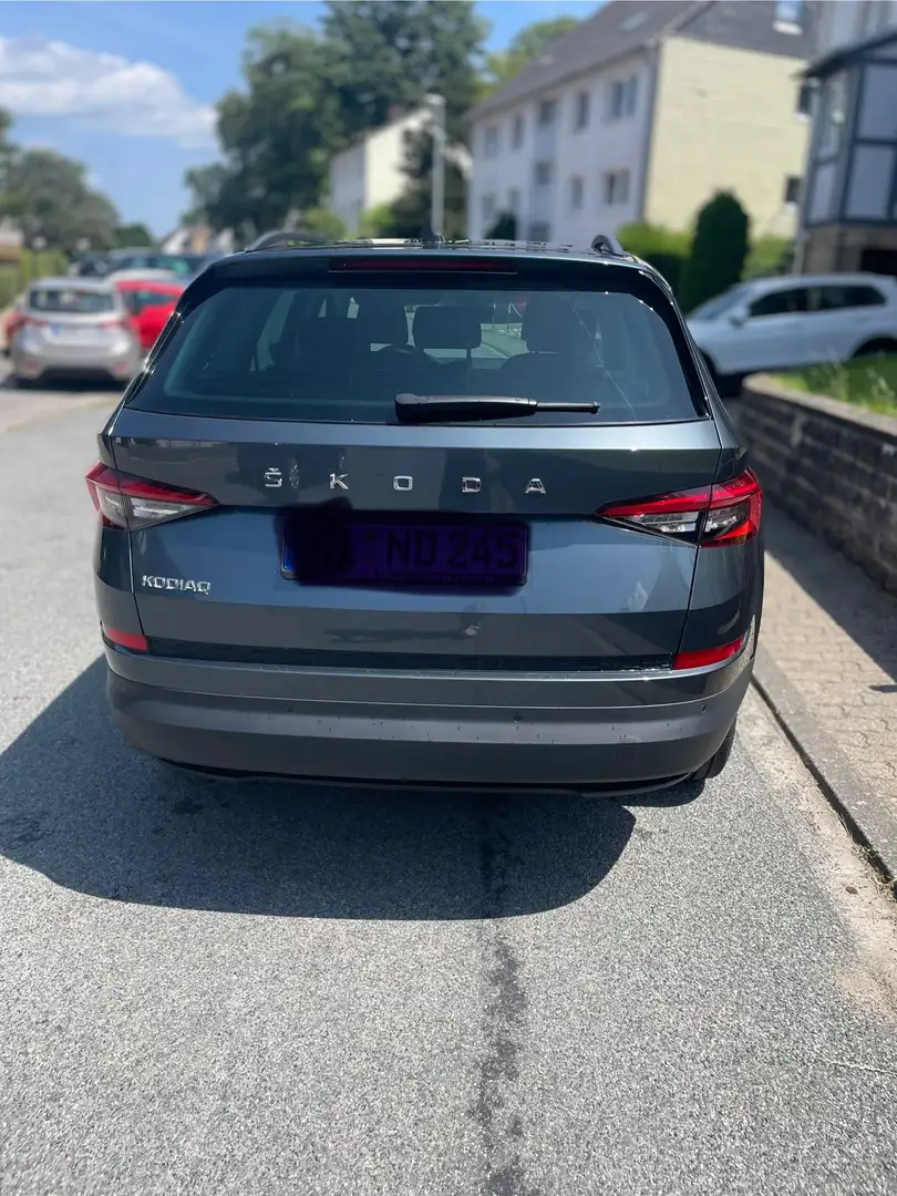 Skoda Kodiaq Drive 125 mit Restgarantie 9 Monate Grau - 2