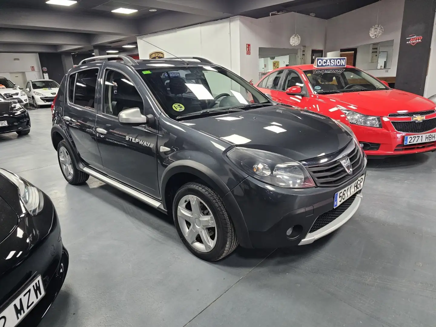 Dacia Sandero 1.5dCi Stepway 90 Gris - 2