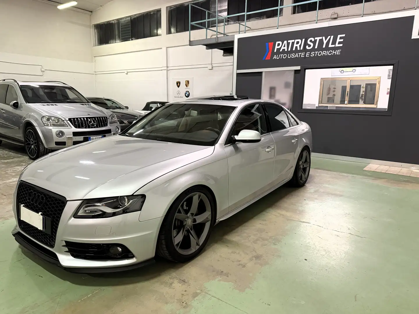 Audi A4 A4 IV  Berlina 2.0 tfsi quattro 211cv s-tro SLINE Silber - 1