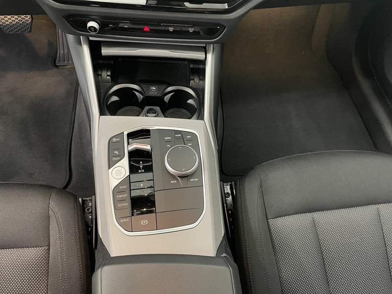 BMW 318 i A,Tour,Navi,LED,PDC,Sitzheizung,etc. — photo 17