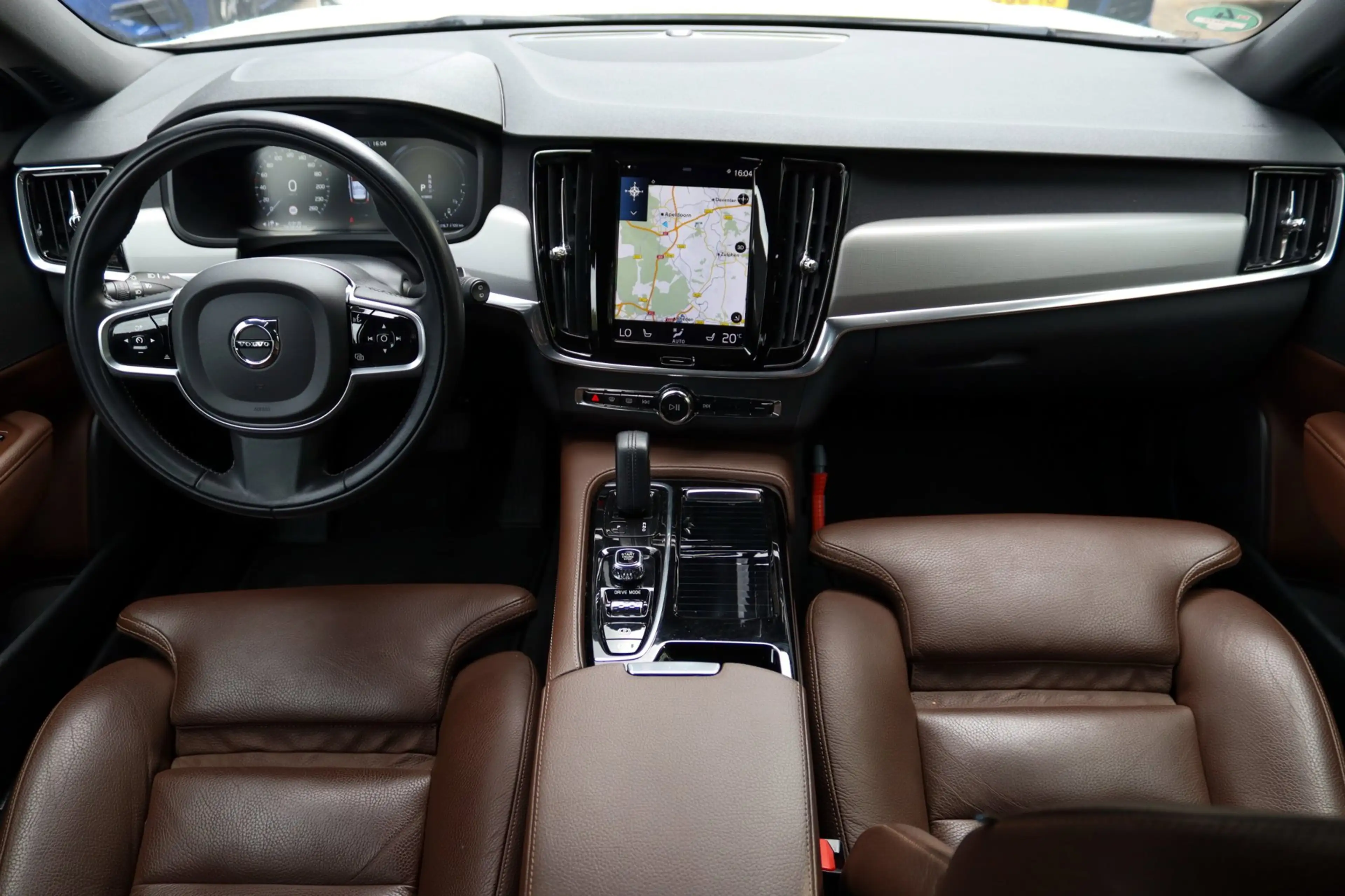 Volvo V90 2.0 T6 AWD NAP BTW DEALER OH 1E EIGENAAR LEDER ACC — photo 13