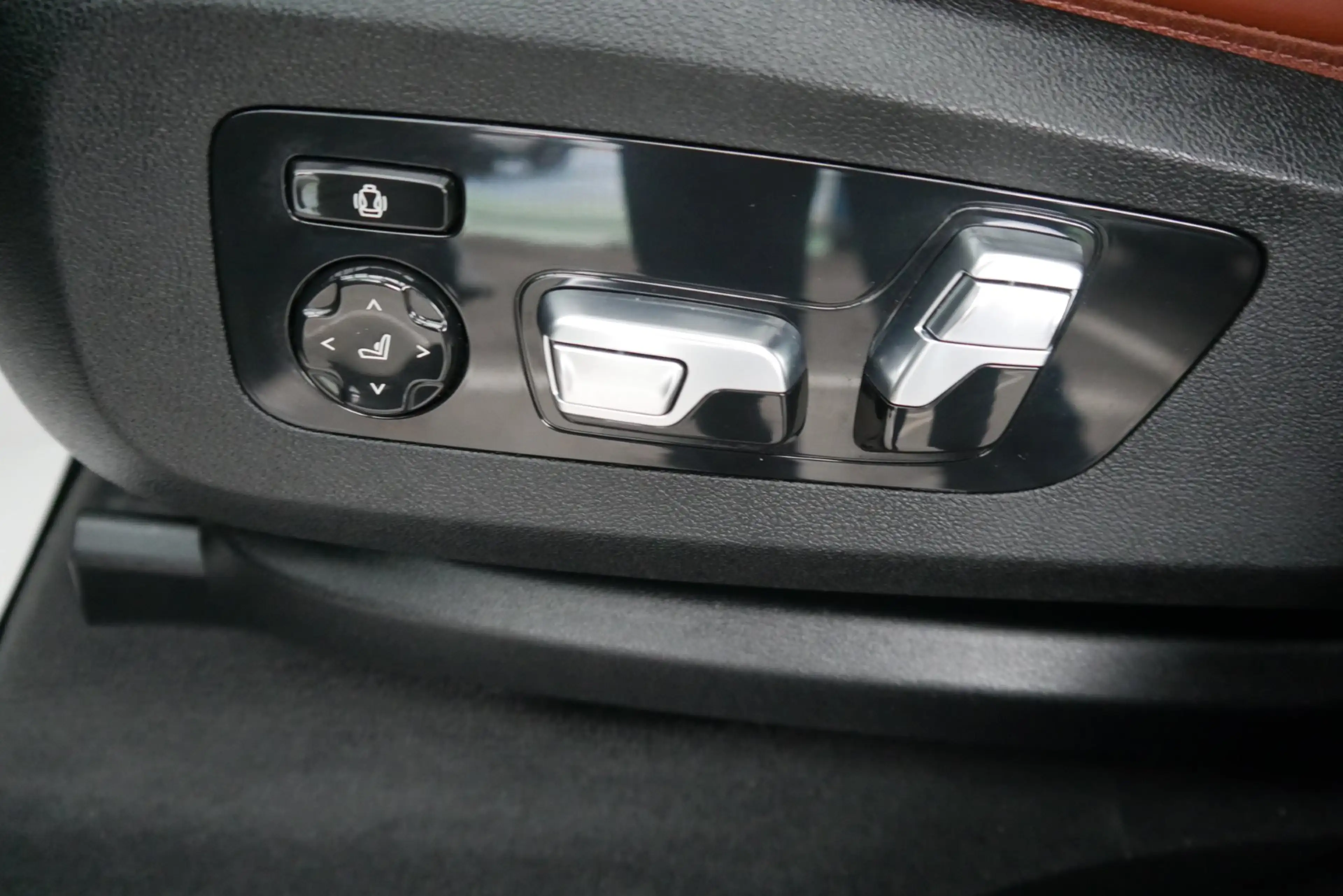 BMW X5 xDrive50e *M-Paket Pro/AHK/Komfort Paket Plus/Harman Kardon/Soft Close/Adapt LED/Sitzlüftung/Head Up — photo 13