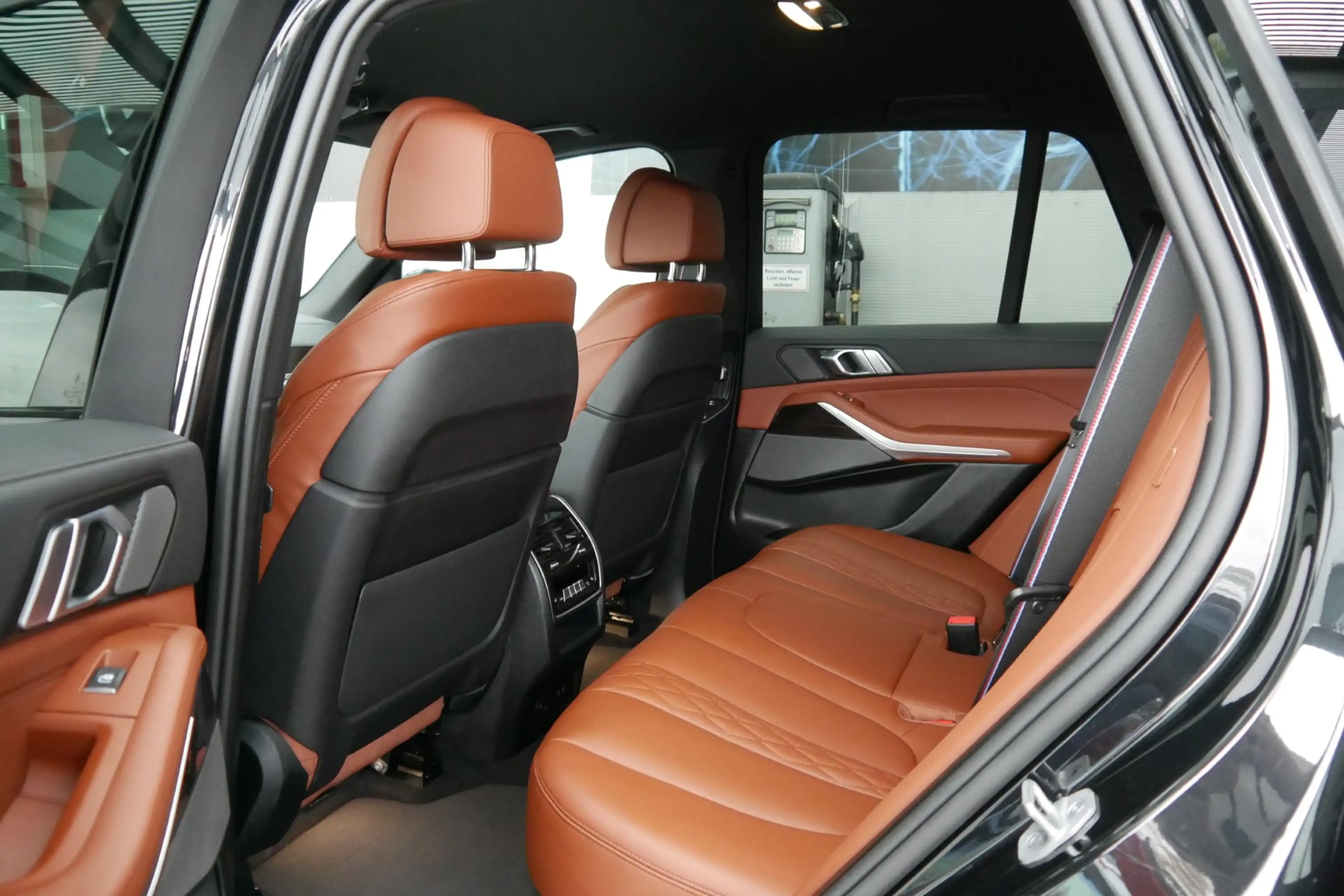 BMW X5 xDrive50e *M-Paket Pro/AHK/Komfort Paket Plus/Harman Kardon/Soft Close/Adapt LED/Sitzlüftung/Head Up — photo 5