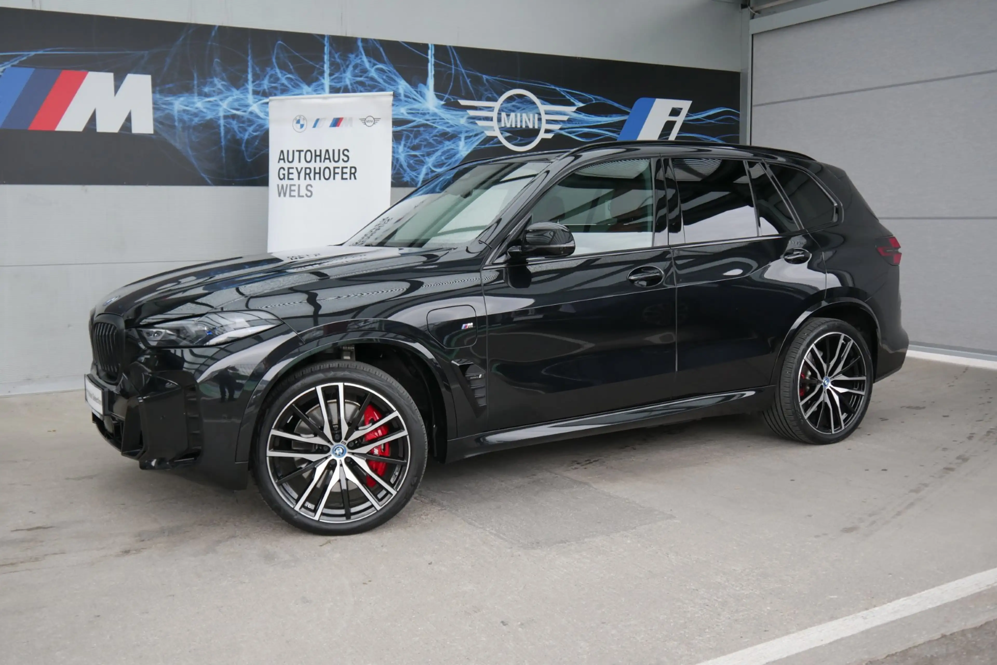 BMW X5 xDrive50e *M-Paket Pro/AHK/Komfort Paket Plus/Harman Kardon/Soft Close/Adapt LED/Sitzlüftung/Head Up — photo 3