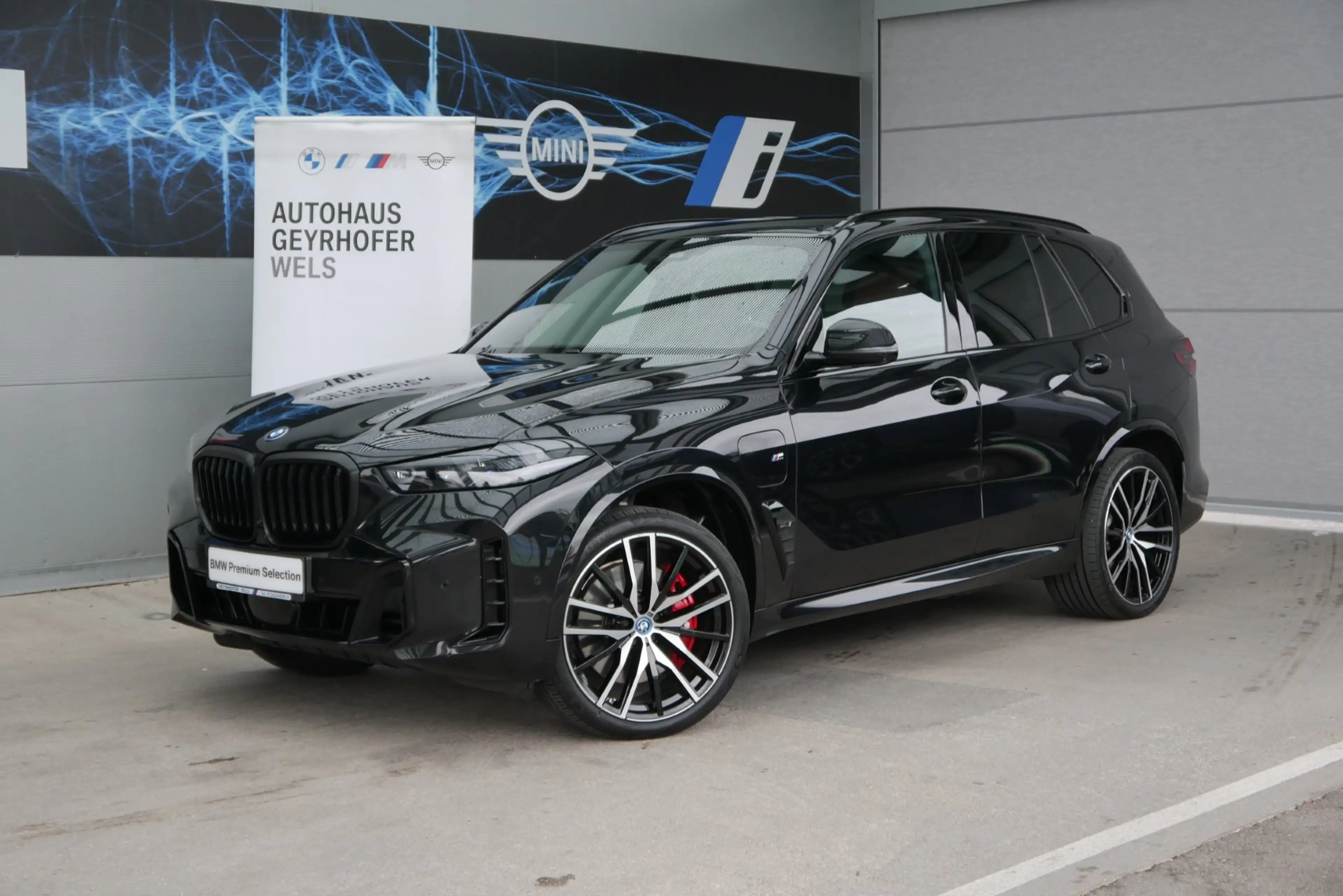 BMW X5 xDrive50e *M-Paket Pro/AHK/Komfort Paket Plus/Harman Kardon/Soft Close/Adapt LED/Sitzlüftung/Head Up