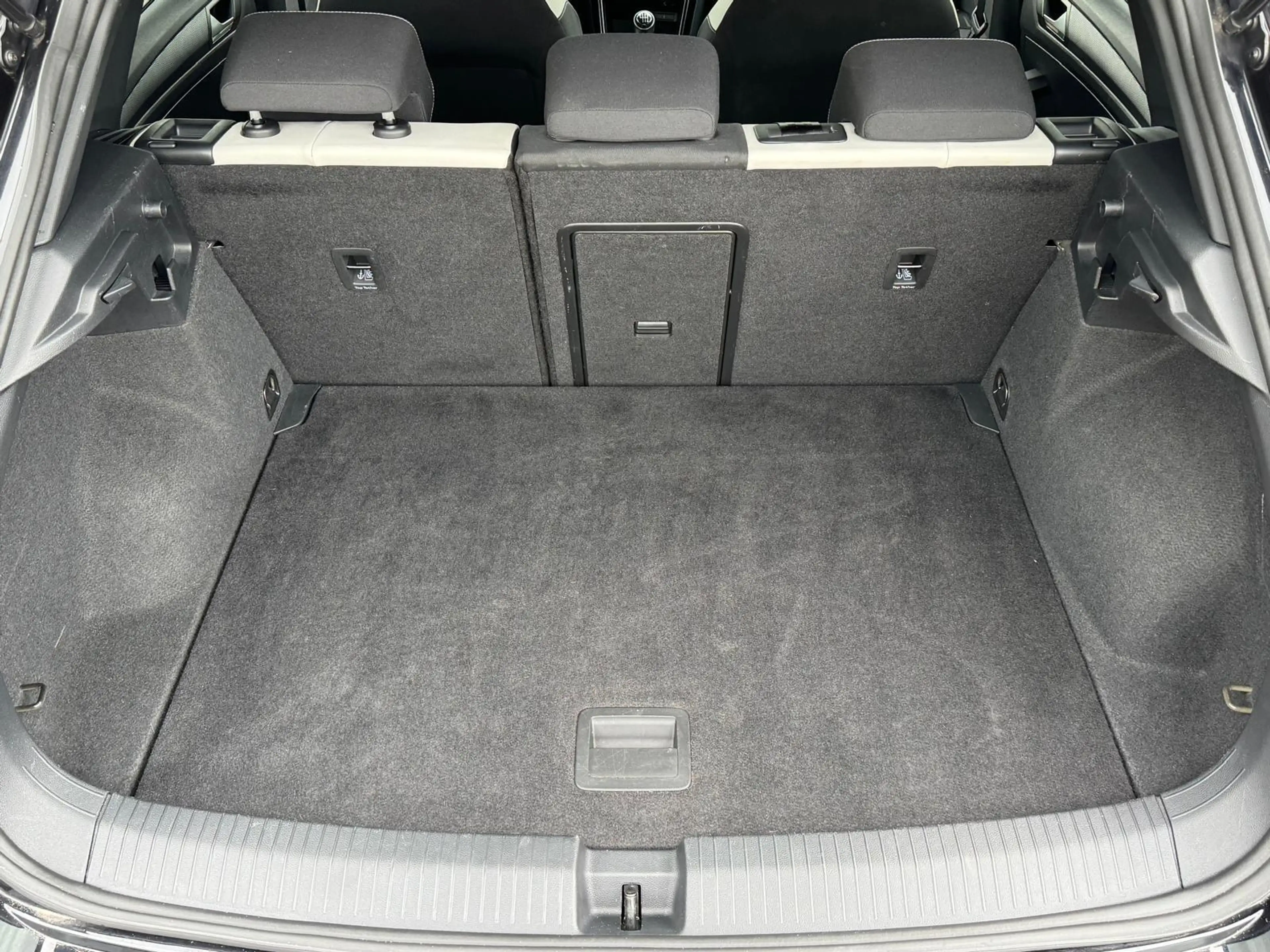 Volkswagen T-Roc 1.5 TSI SPORT ADAP CRUISE CAMERA DIGIDASH — photo 17