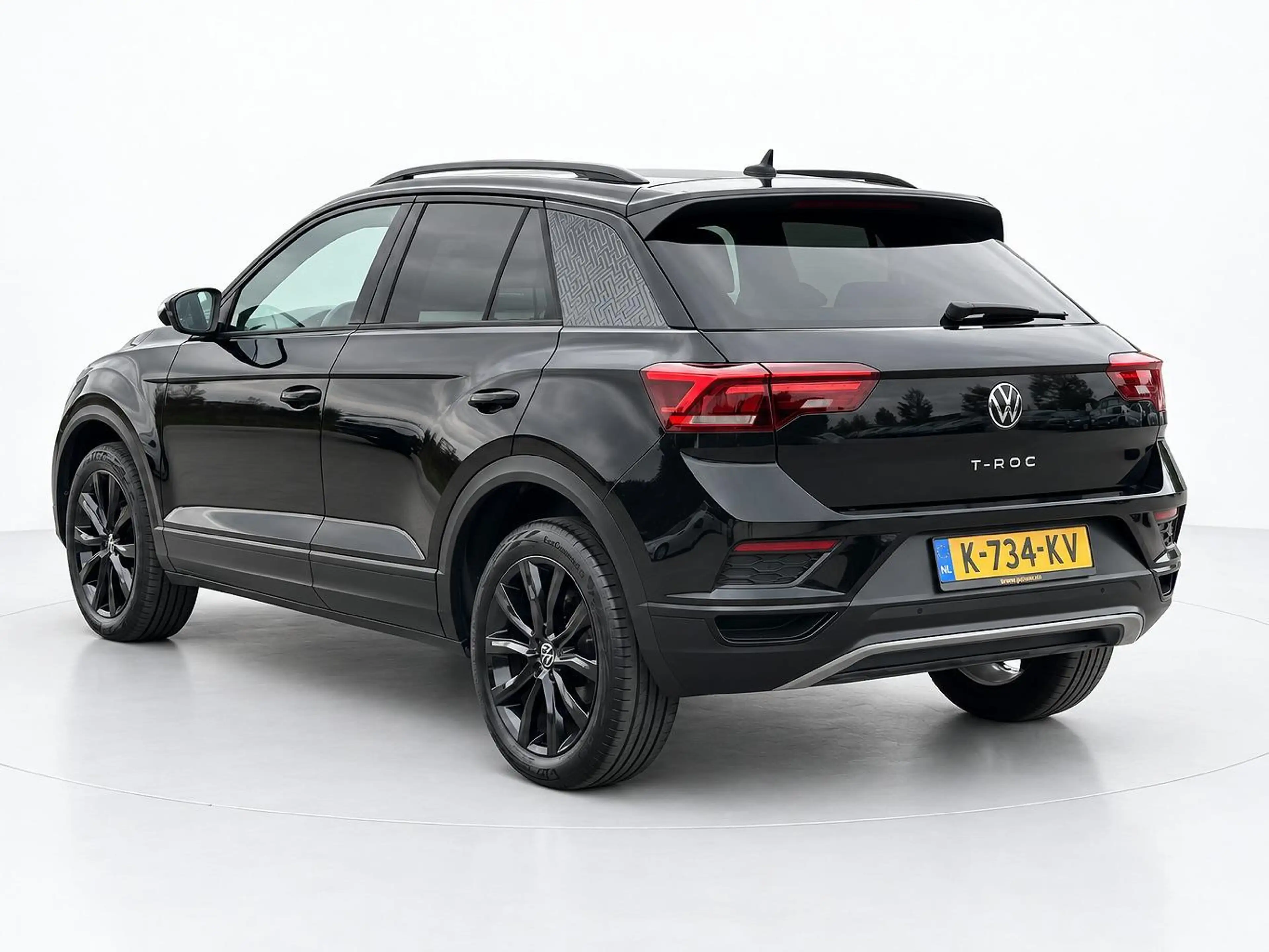 Volkswagen T-Roc 1.5 TSI SPORT ADAP CRUISE CAMERA DIGIDASH — photo 3