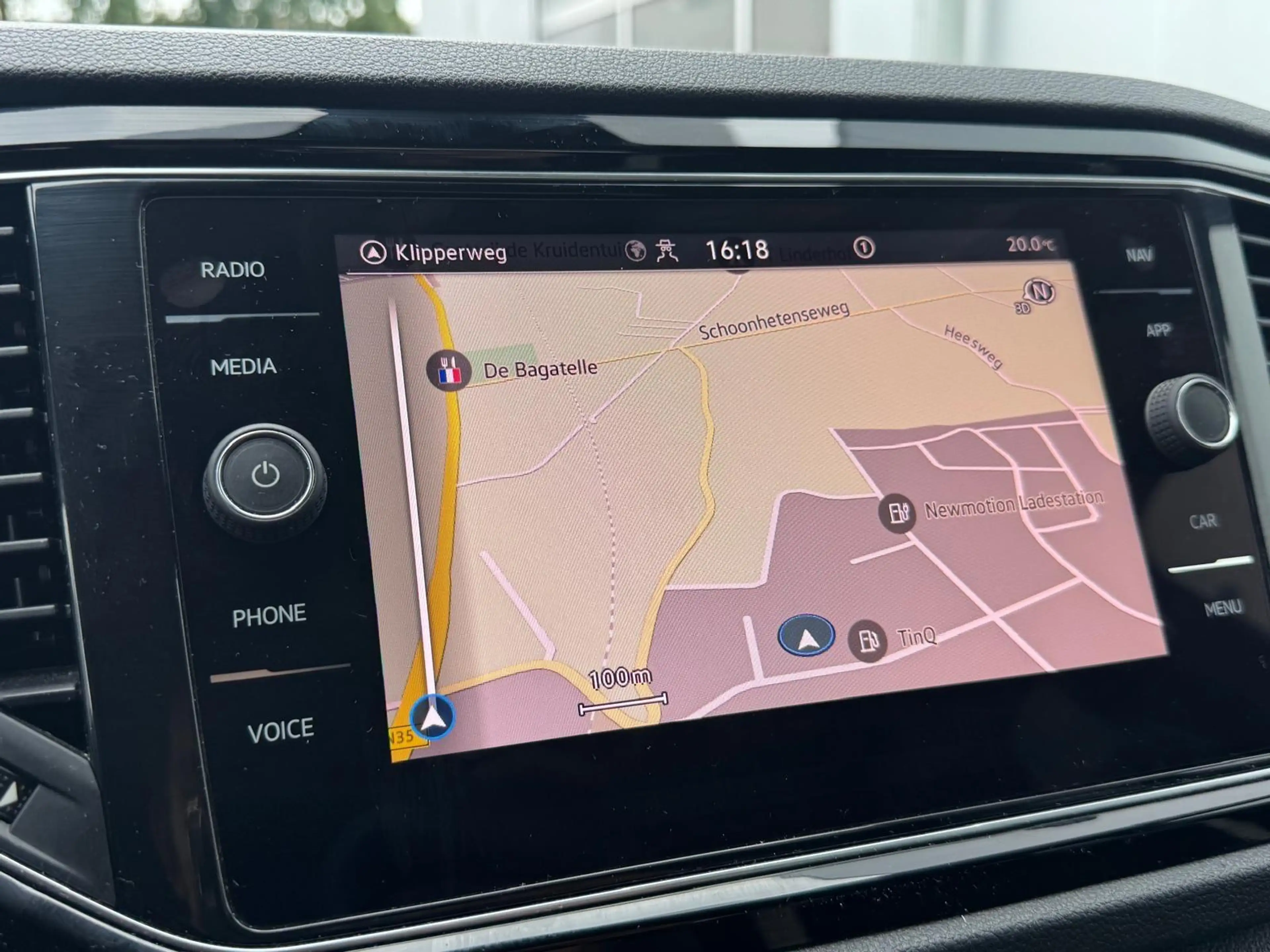 Volkswagen T-Roc 1.5 TSI SPORT ADAP CRUISE CAMERA DIGIDASH — photo 14
