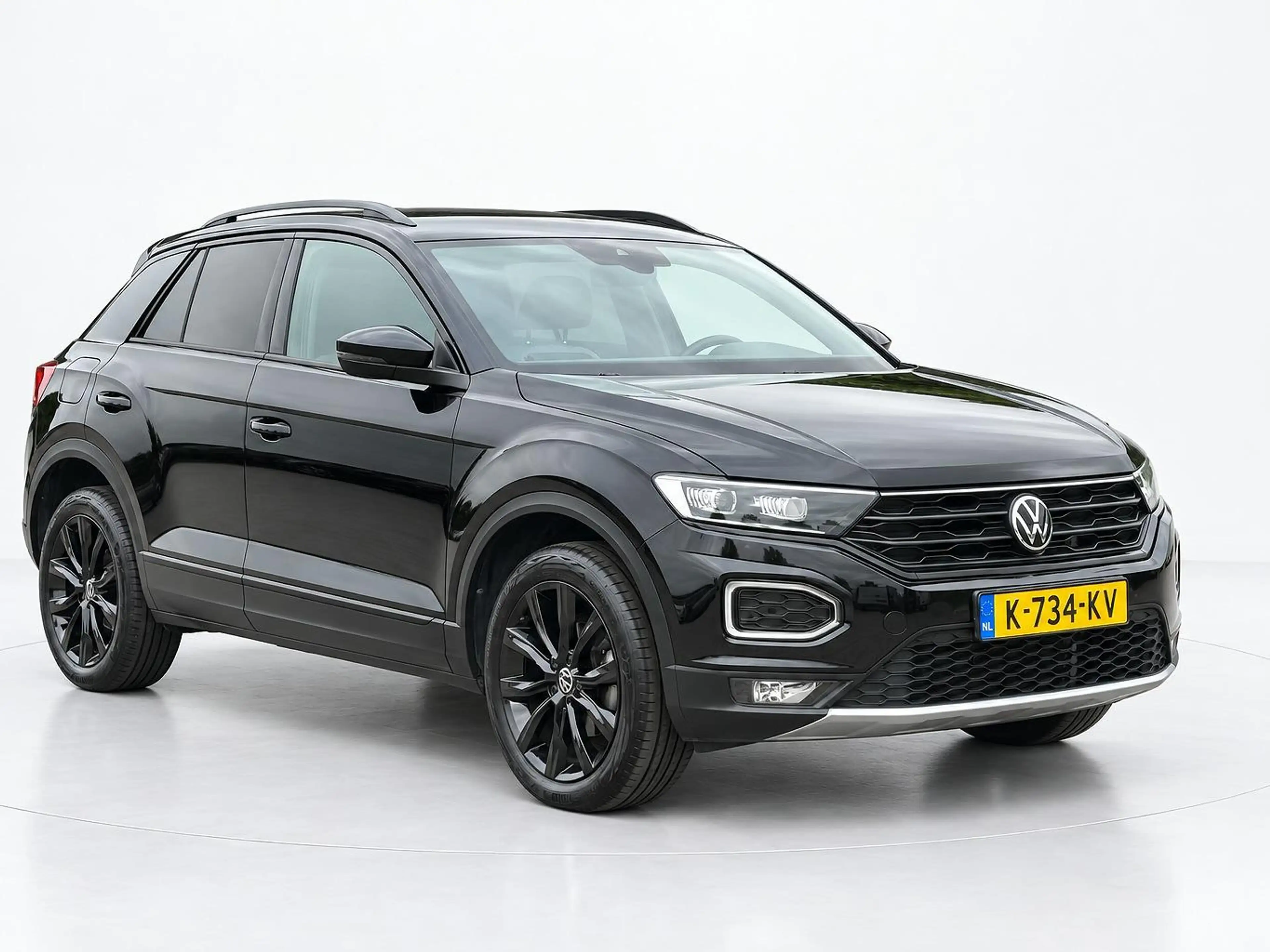 Volkswagen T-Roc 1.5 TSI SPORT ADAP CRUISE CAMERA DIGIDASH — photo 21
