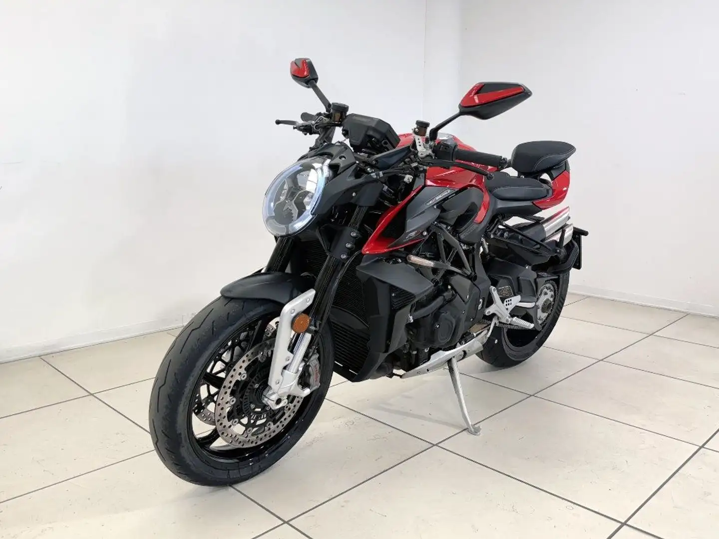 MV Agusta Brutale 1000 RS Rosso - 2