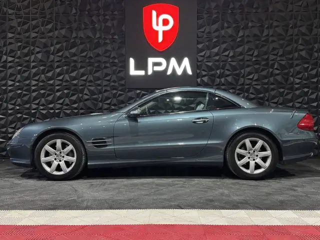 Mercedes-Benz SL view 5