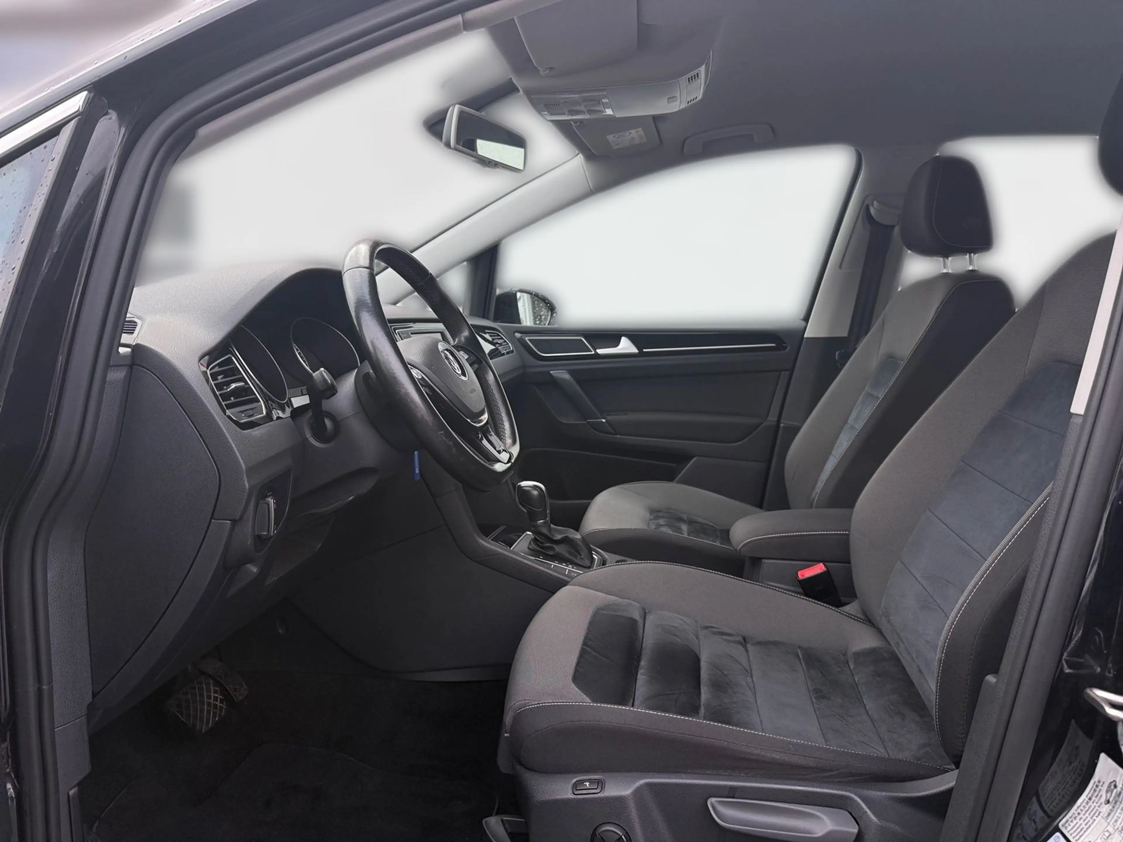 Volkswagen Golf Sportsvan VII 1.4 16V TSI Highline Bi-Xenon — photo 10