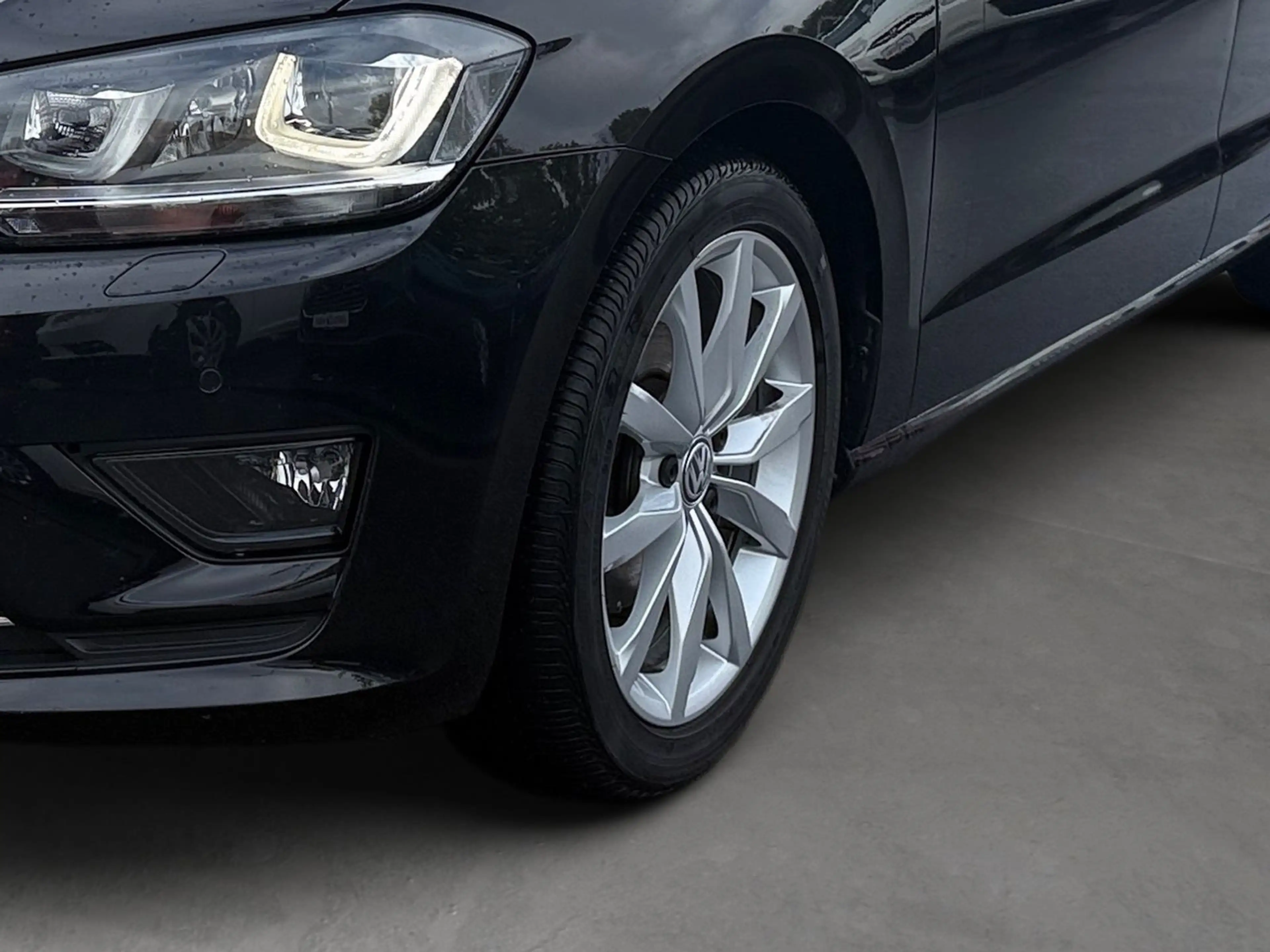 Volkswagen Golf Sportsvan VII 1.4 16V TSI Highline Bi-Xenon — photo 8