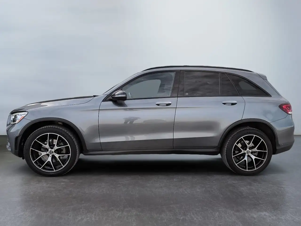 Mercedes-Benz GLC снимка Mercedes-Benz GLC