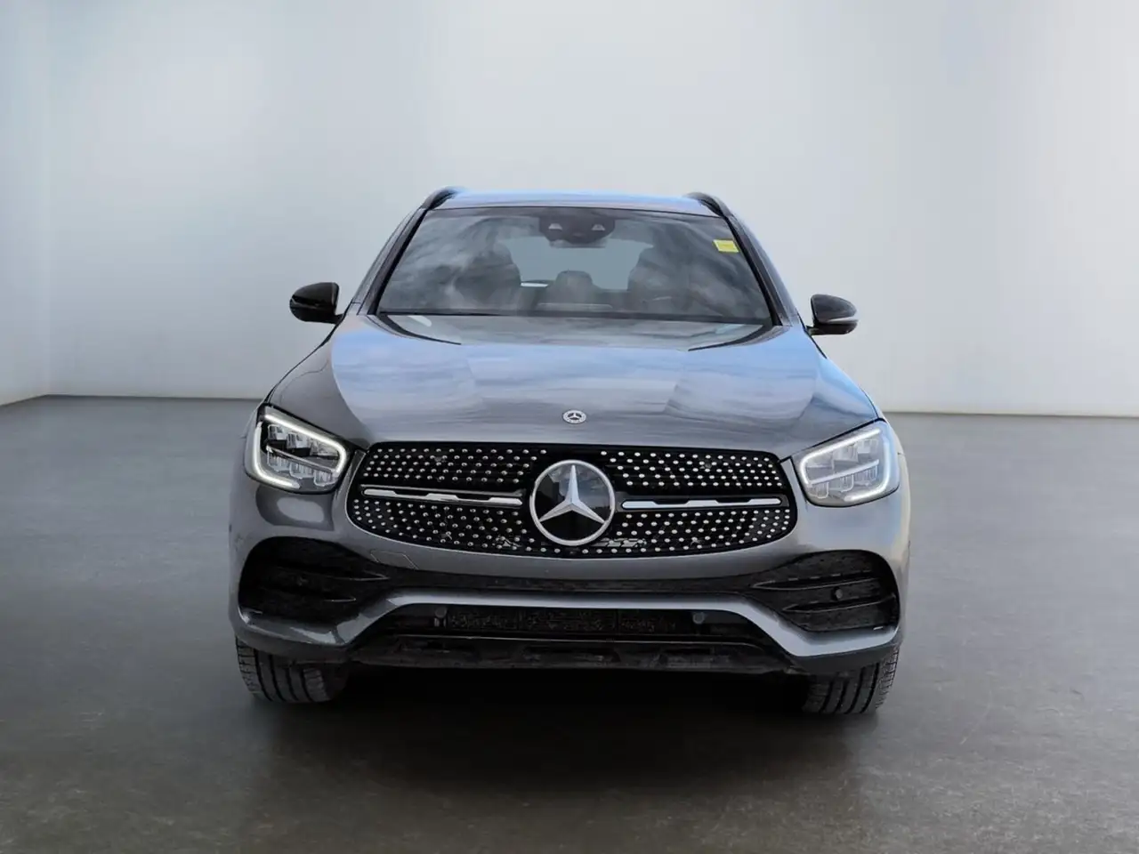 Mercedes-Benz GLC снимка Mercedes-Benz GLC