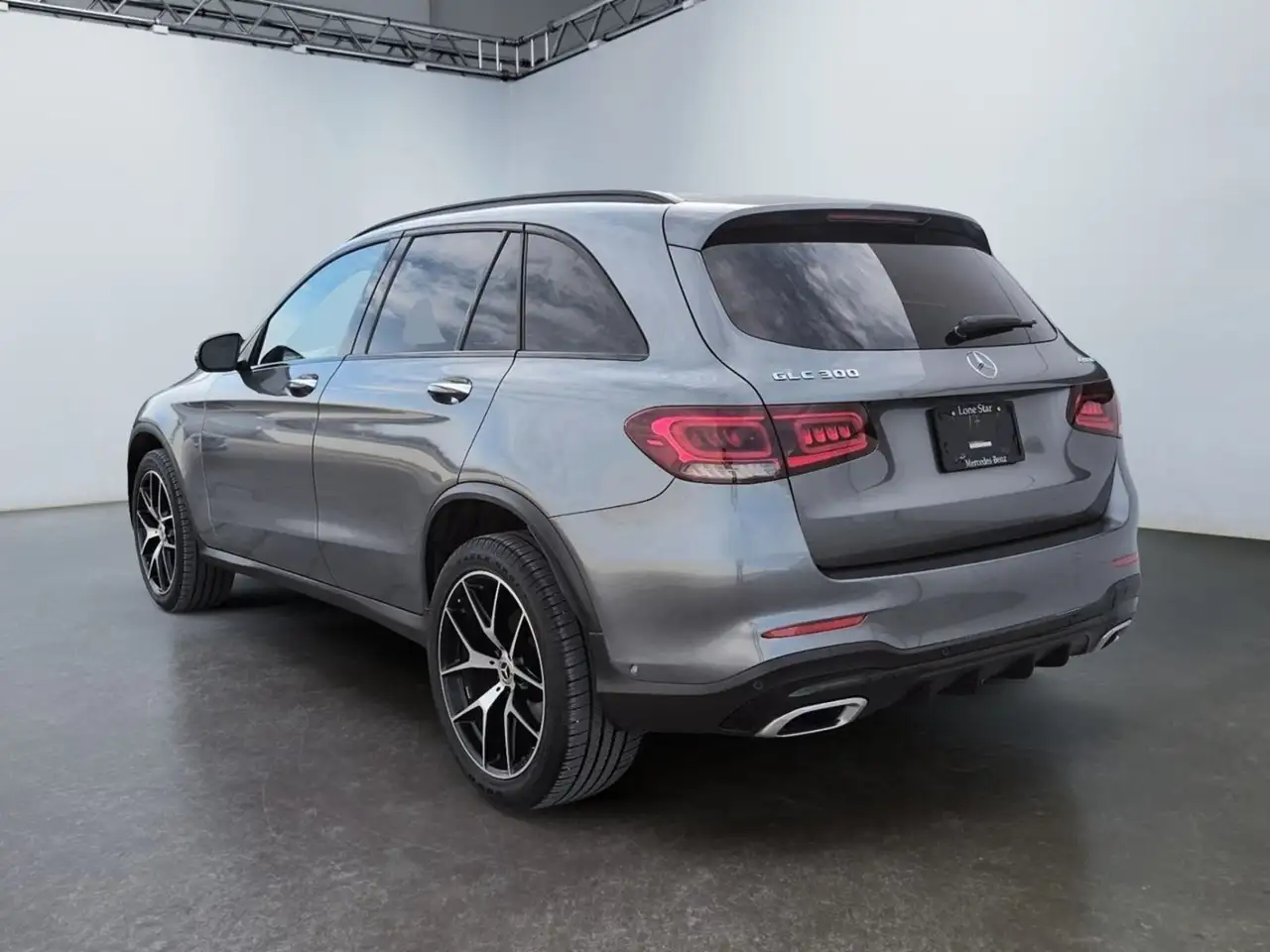 Mercedes-Benz GLC снимка Mercedes-Benz GLC