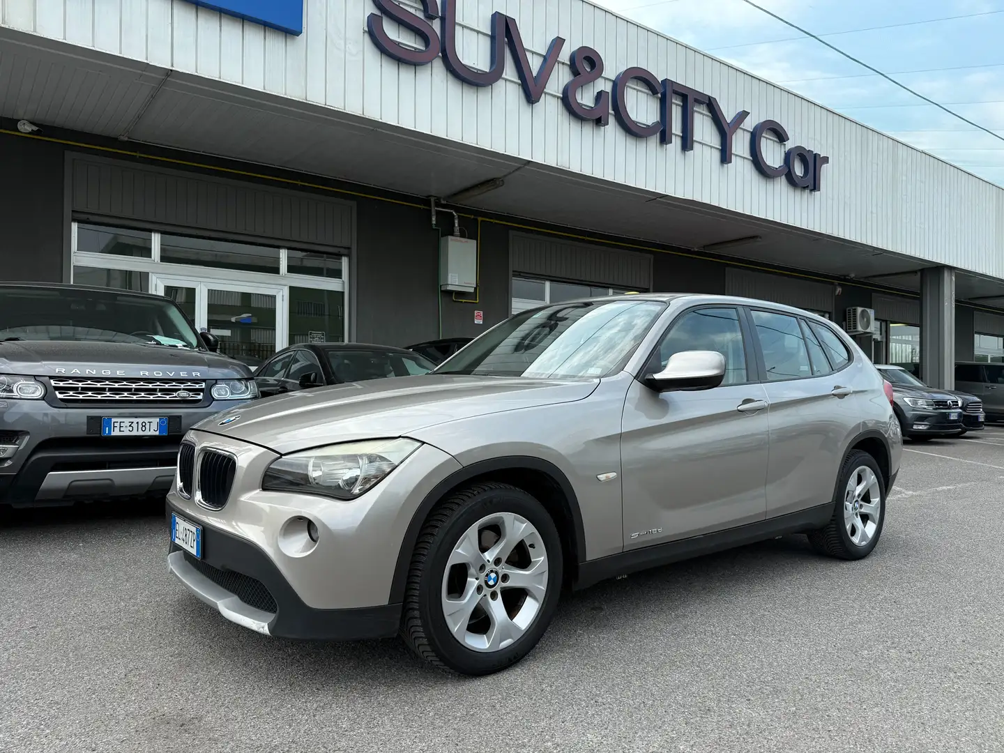 BMW X1 sdrive18d Beige - 1