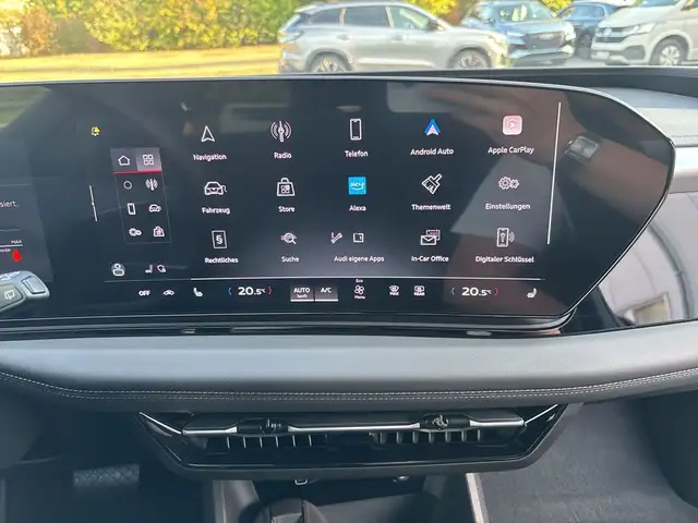 Audi A6 view 12