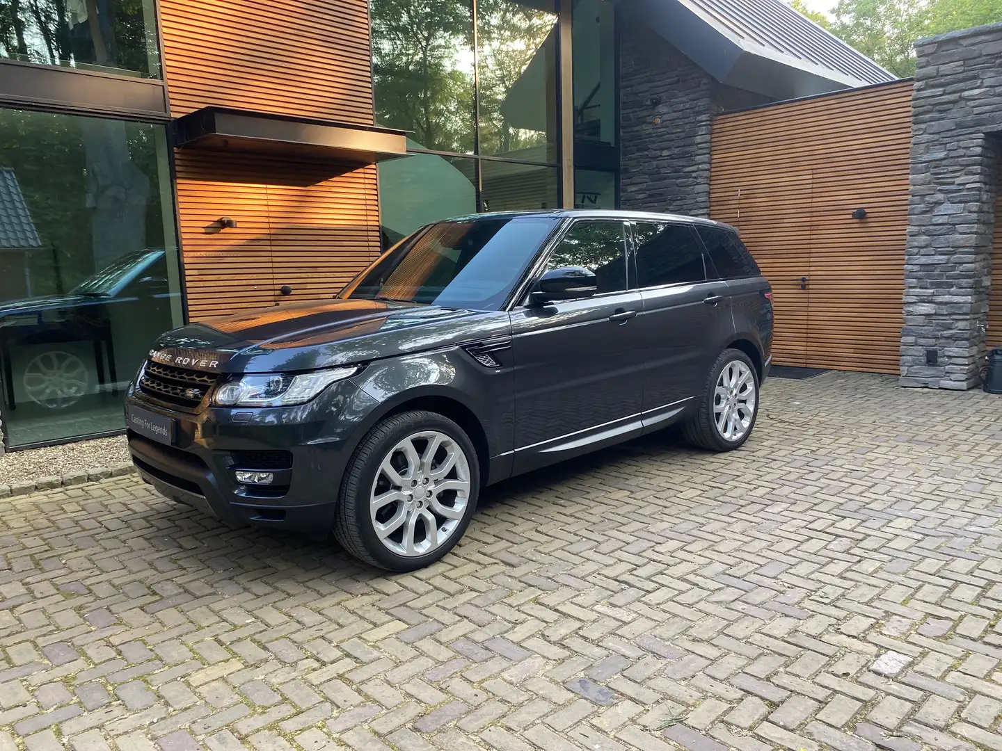 Land Rover Range Rover Sport 3.0 TDV6 HSE Dynamic (export €15.995) Šedá - 1