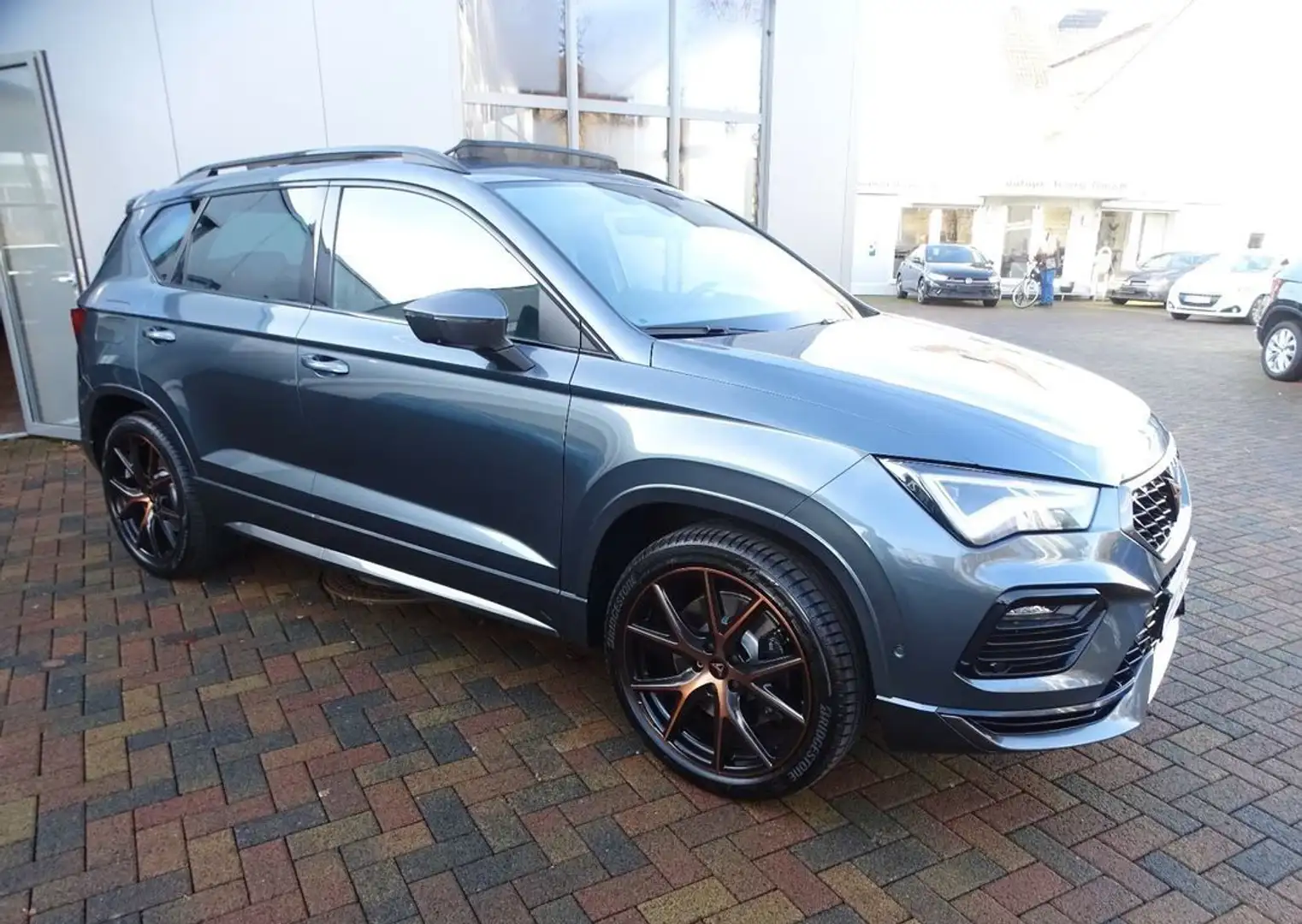 CUPRA Ateca 2.0 TSI 4 DRIVE DSG 300CH PHASE 2 GPS-LED-VIRTUAL-TOIT OUV-SON BEATS-CARTE GRISE INCLUSE Grau - 2
