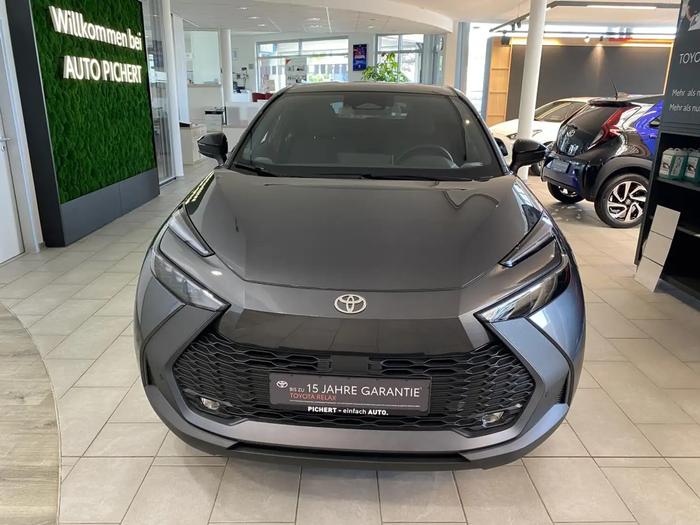 Toyota C-HR 2.0 Plug-In Hybrid Teamplayer + Technik Paket Grau - 1