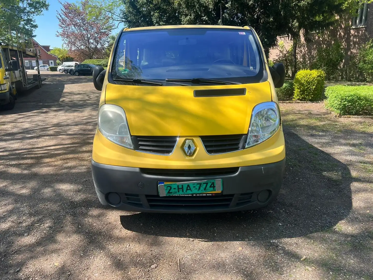 Renault Trafic 2.0dCi T27L1H1 GénDC Jaune - 1