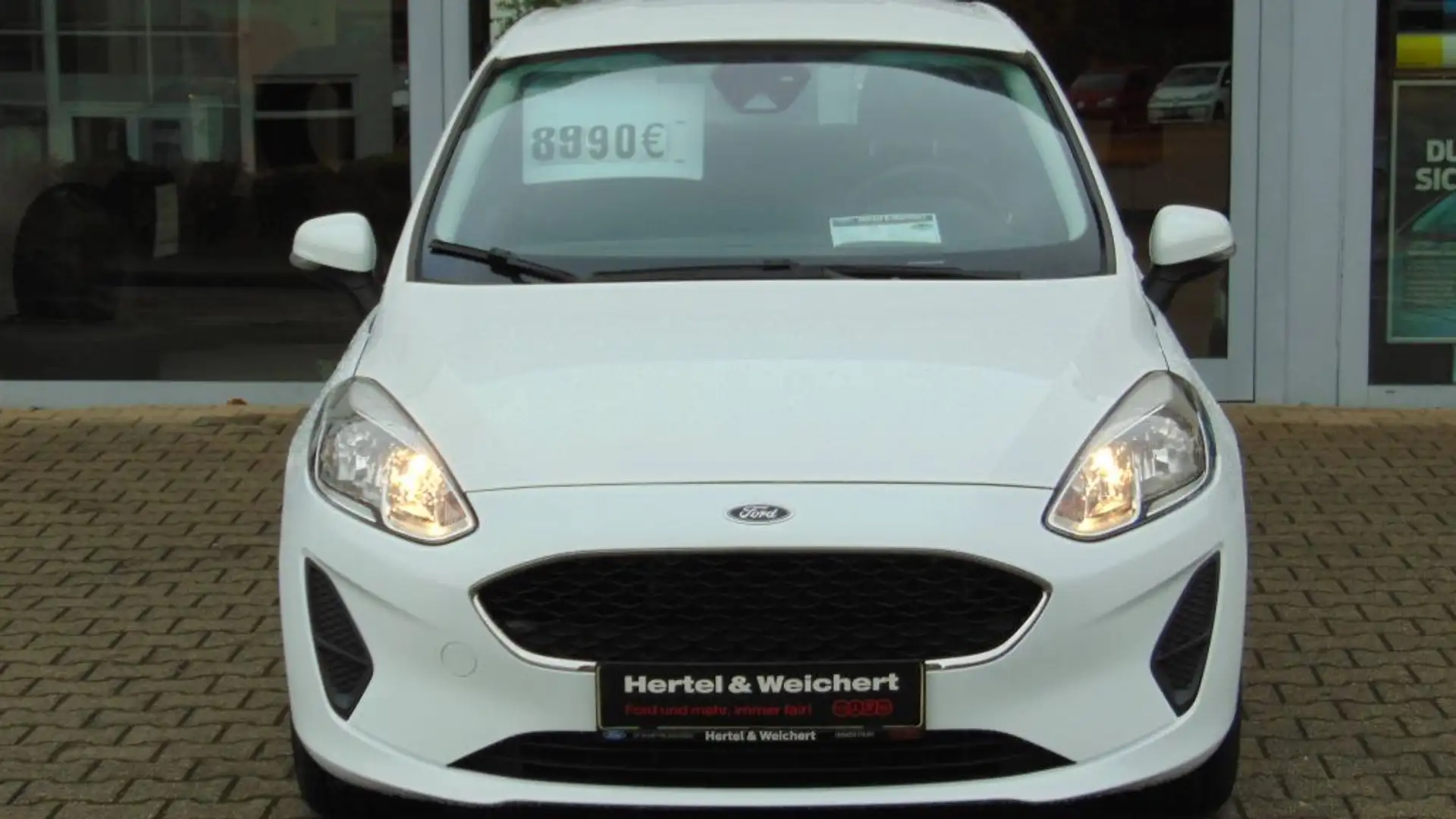 Ford Fiesta 1.1 TREND Weiß - 2