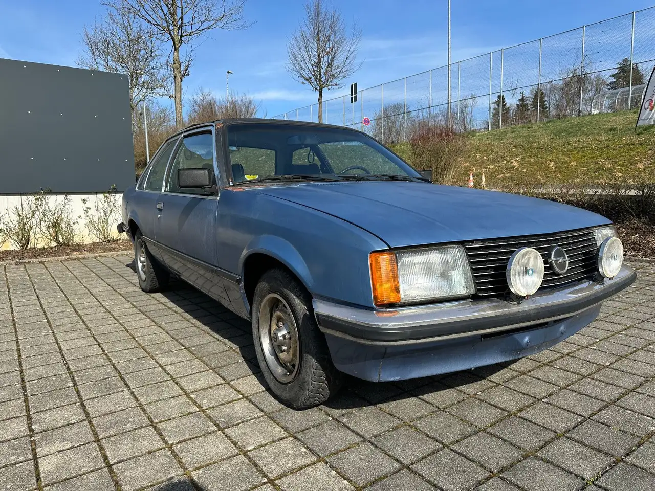 Opel Rekord 2.0 S, foto 3