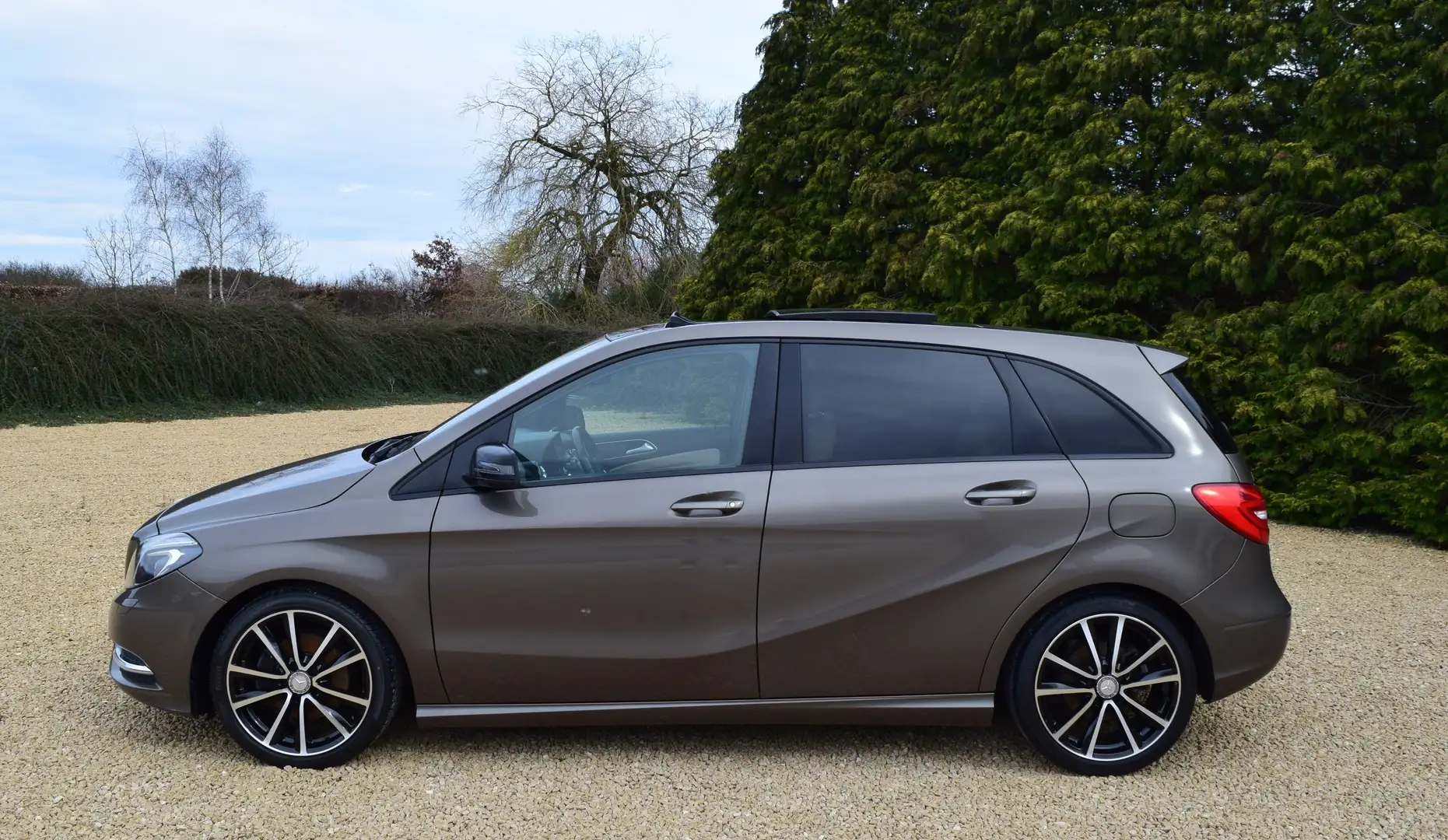 Mercedes-Benz B 200 CDI PACK SPORT / PANORAMIQUE / 67.000 KM / FULL Grey - 2