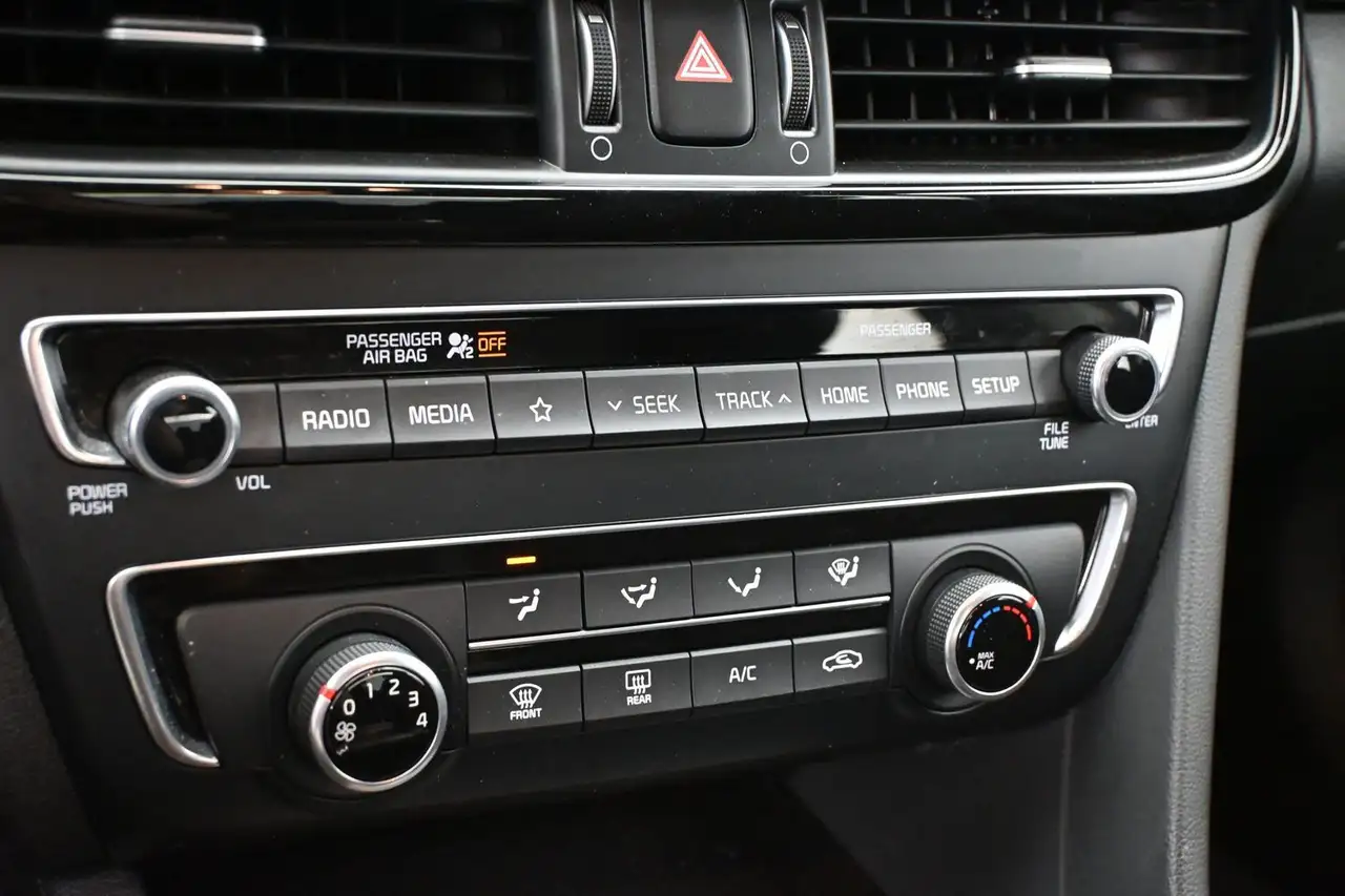 Kia Optima снимка Kia Optima