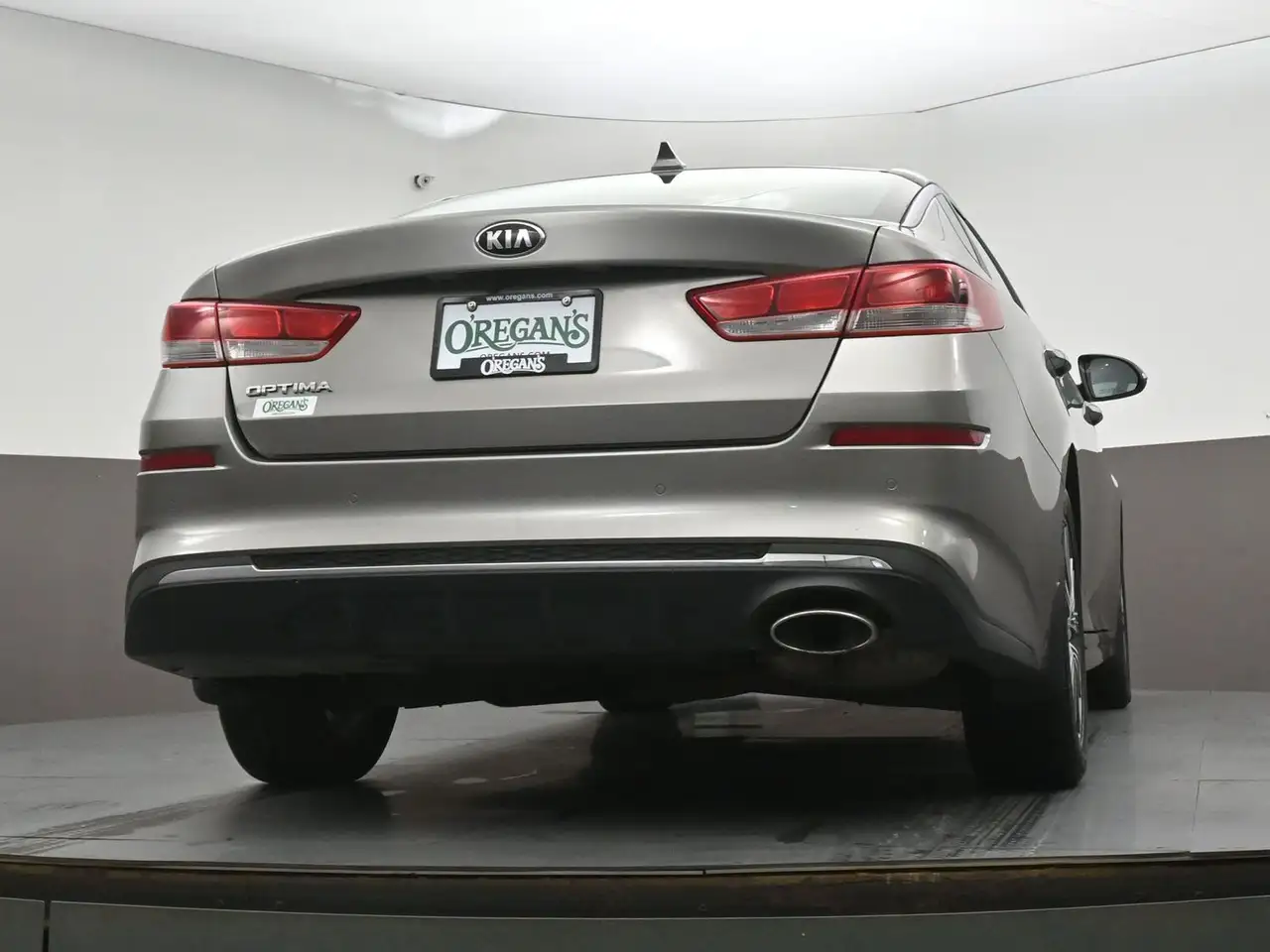 Kia Optima снимка Kia Optima
