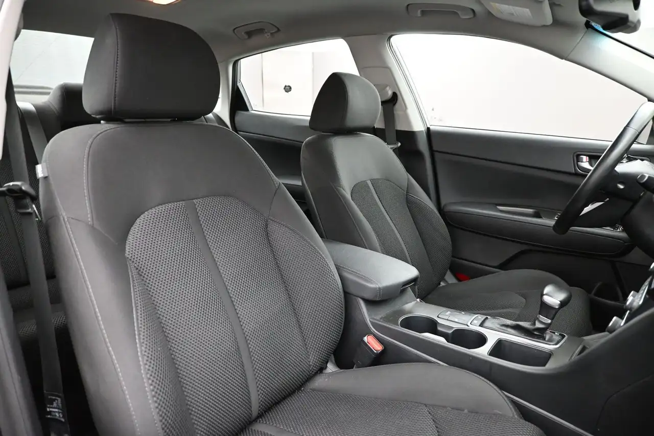Kia Optima снимка Kia Optima