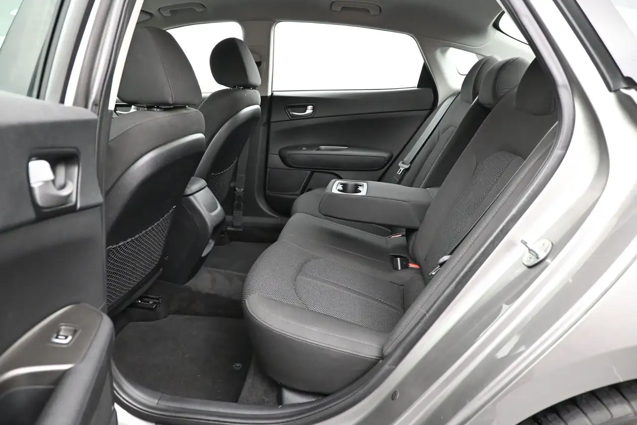 Kia Optima снимка Kia Optima