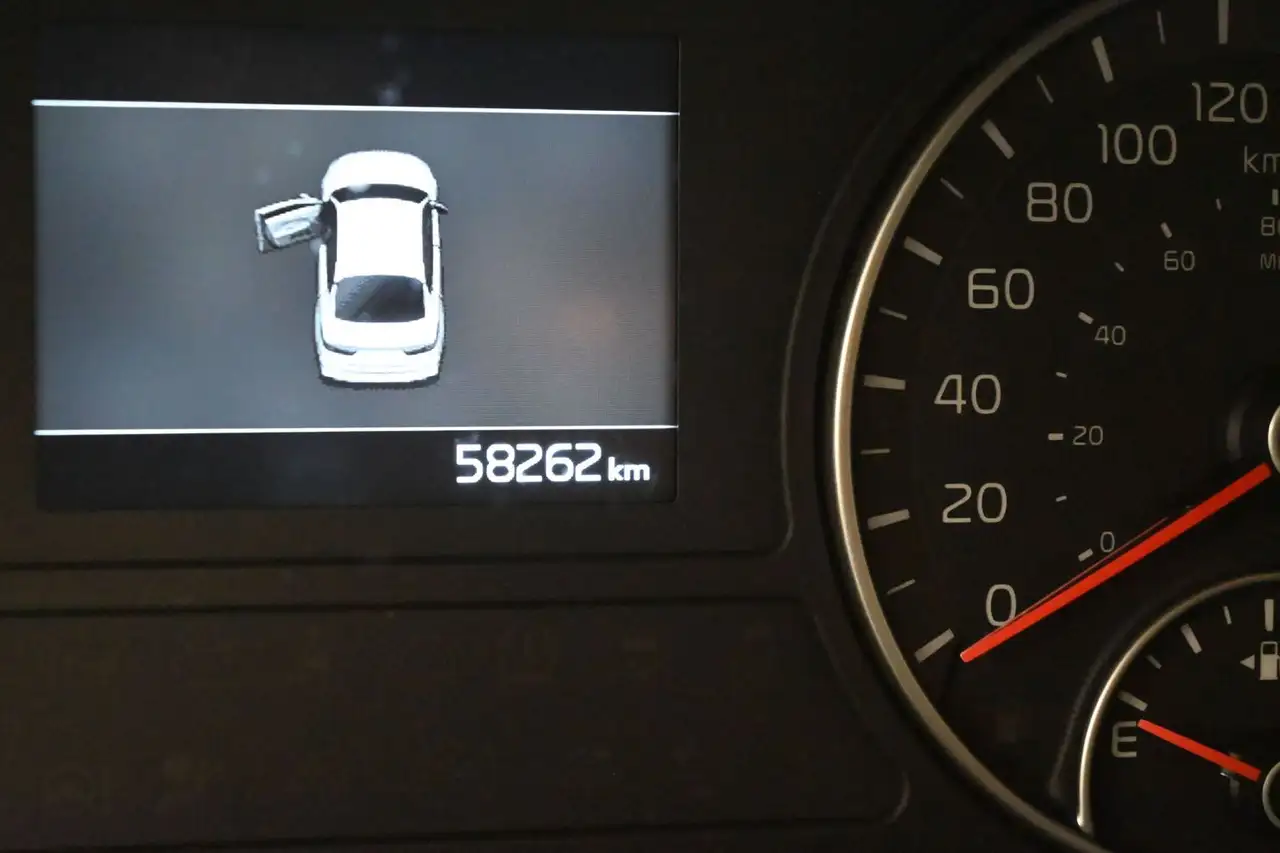 Kia Optima снимка Kia Optima
