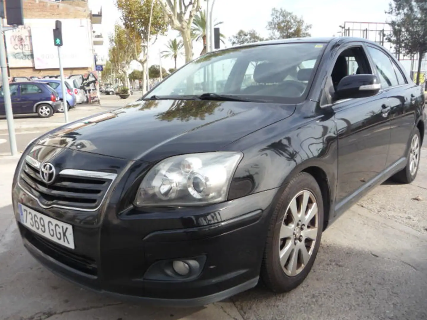 Toyota Avensis 1.8 Sol Negro - 1