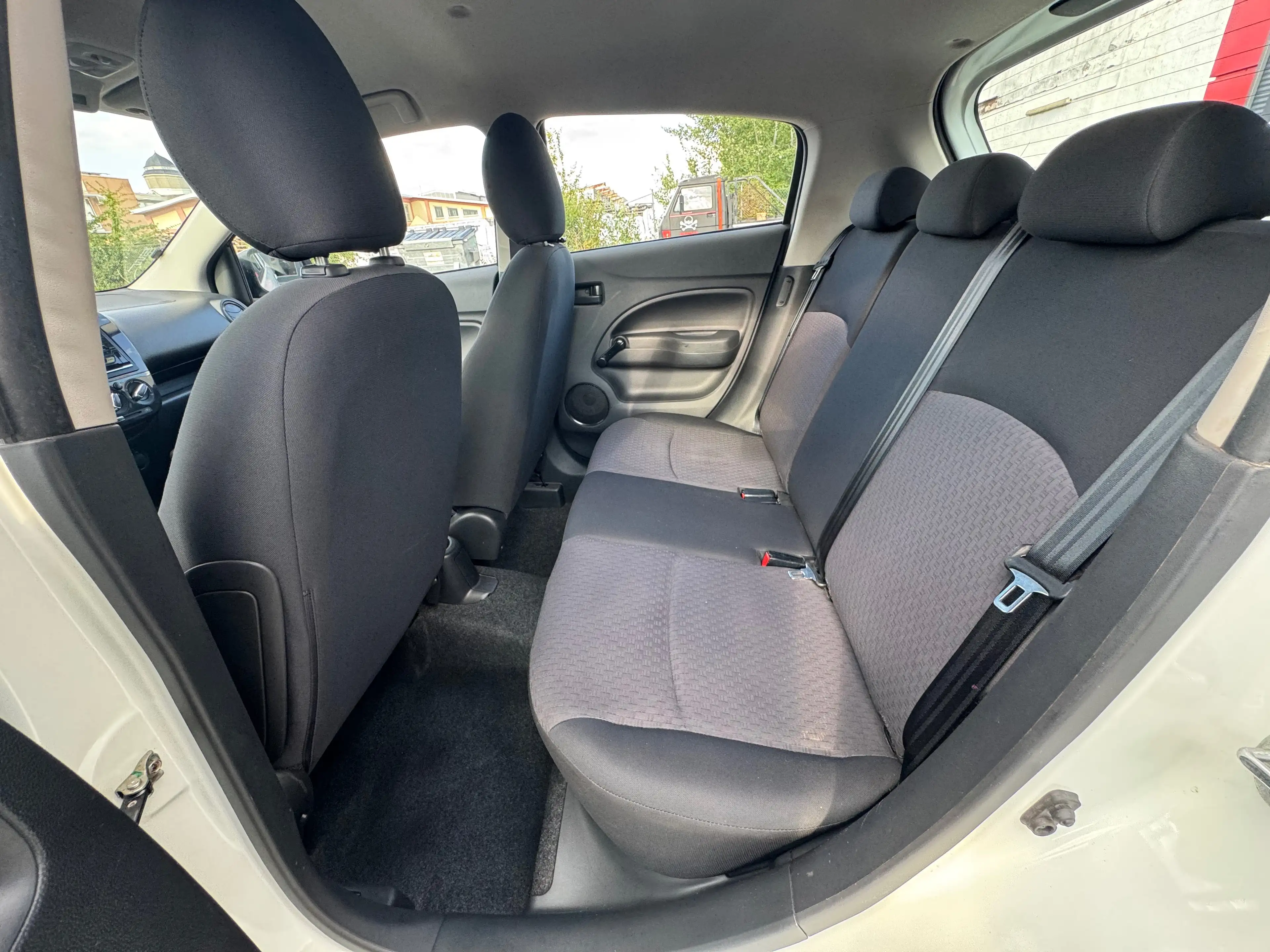 Mitsubishi Space Star Basis — photo 15