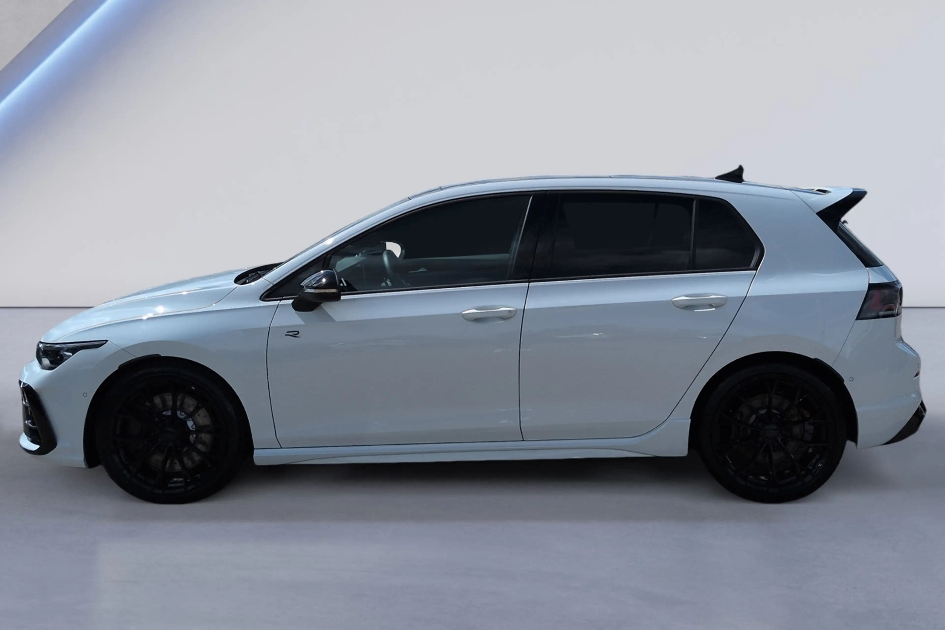 Volkswagen Golf R BLACK EDITION  AKRA+PANO+HARMAN+WARMENAU+ — photo 3