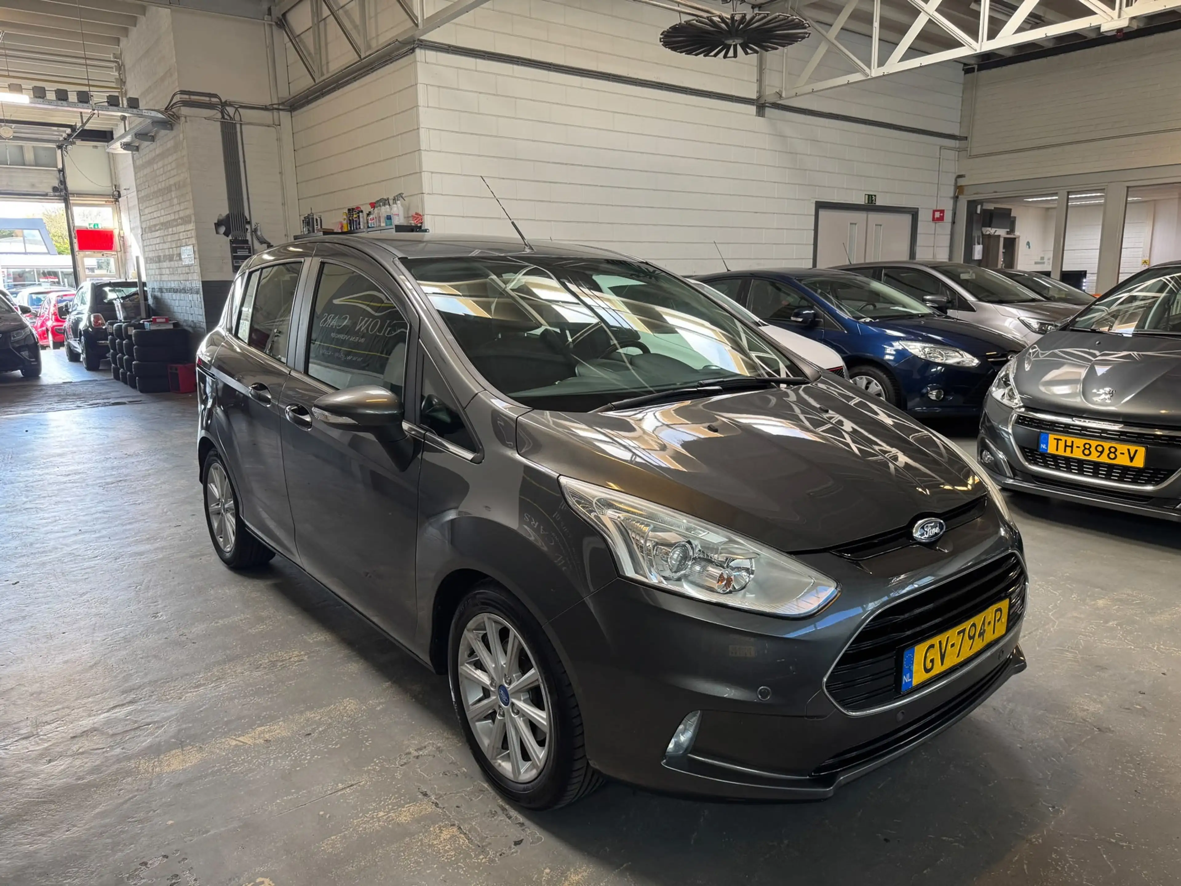 Ford B-Max 1.0 EcoBoost Titanium — photo 6