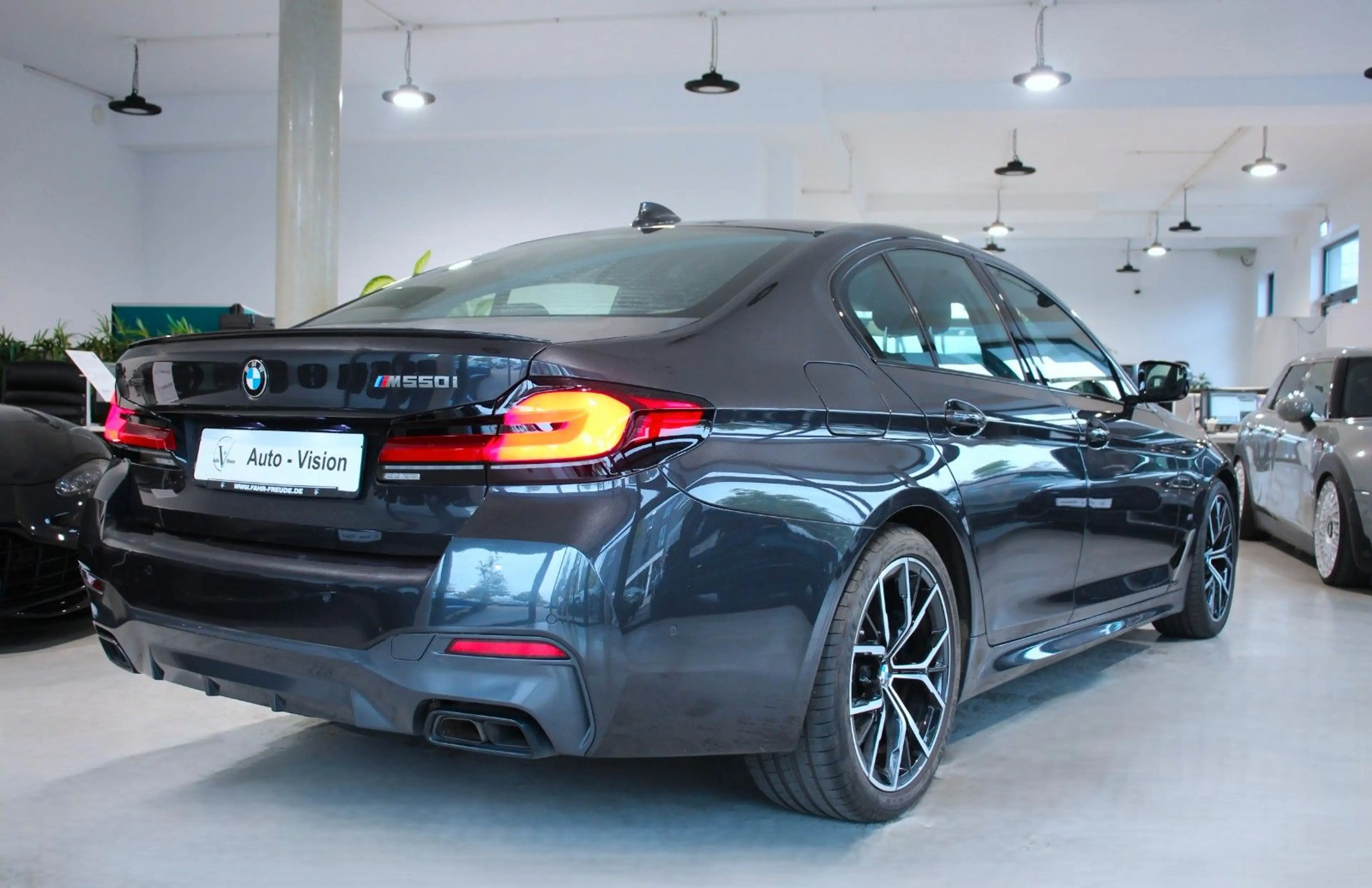 BMW 550 i xDrive (G30) M Shadow Line *ALED*H&K Sound — photo 5
