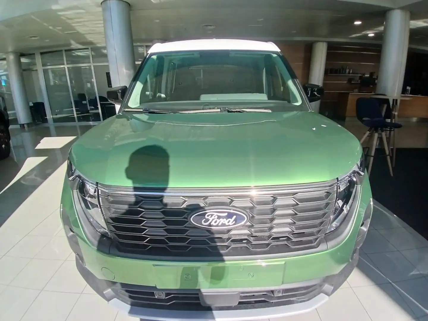 Ford Tourneo Courier 1.0 Ecoboost Active Verde - 2